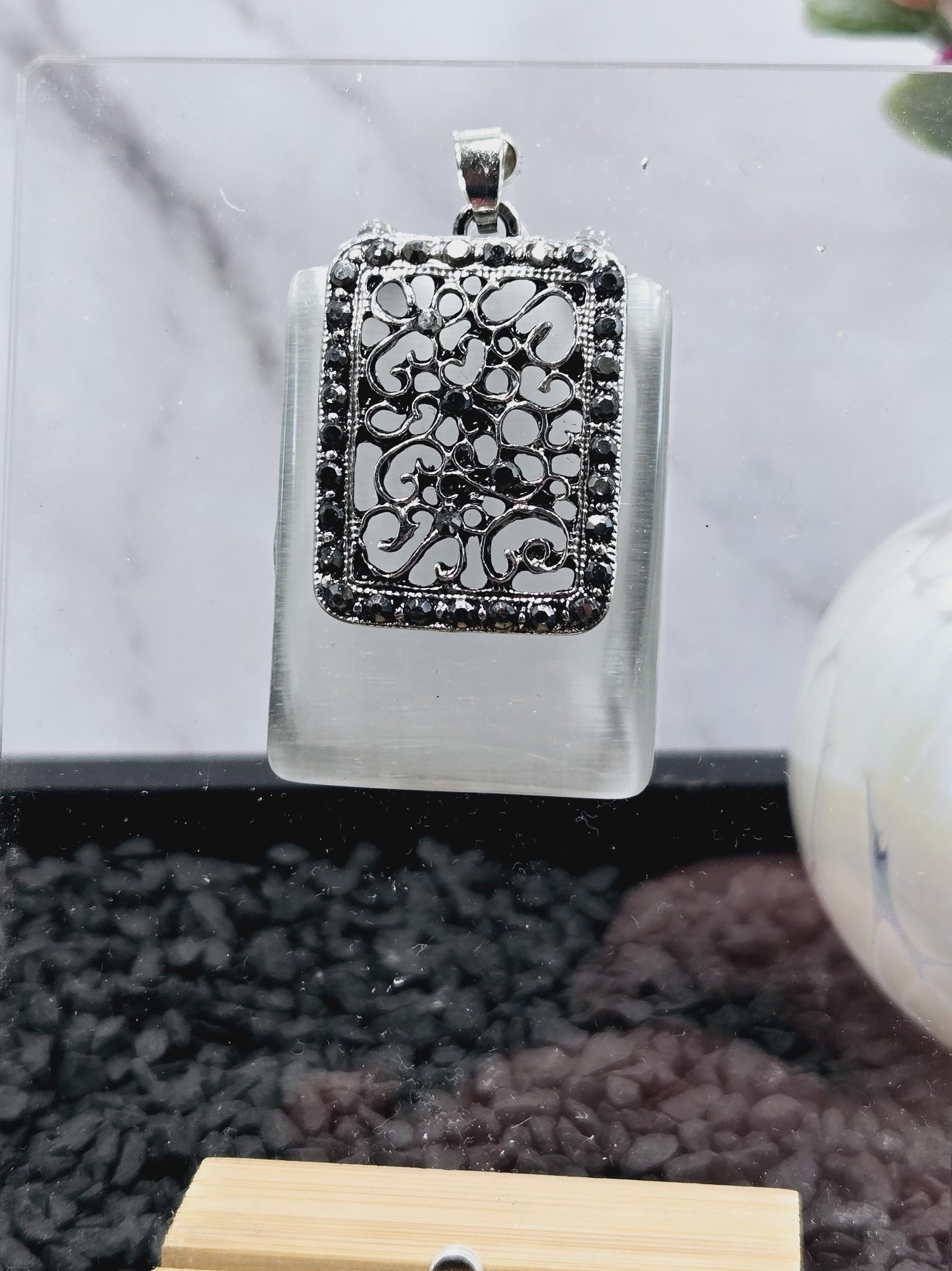 Steampunk Medallion Pendant, Fallen Angel Design (Gunmetal Silver Tone)