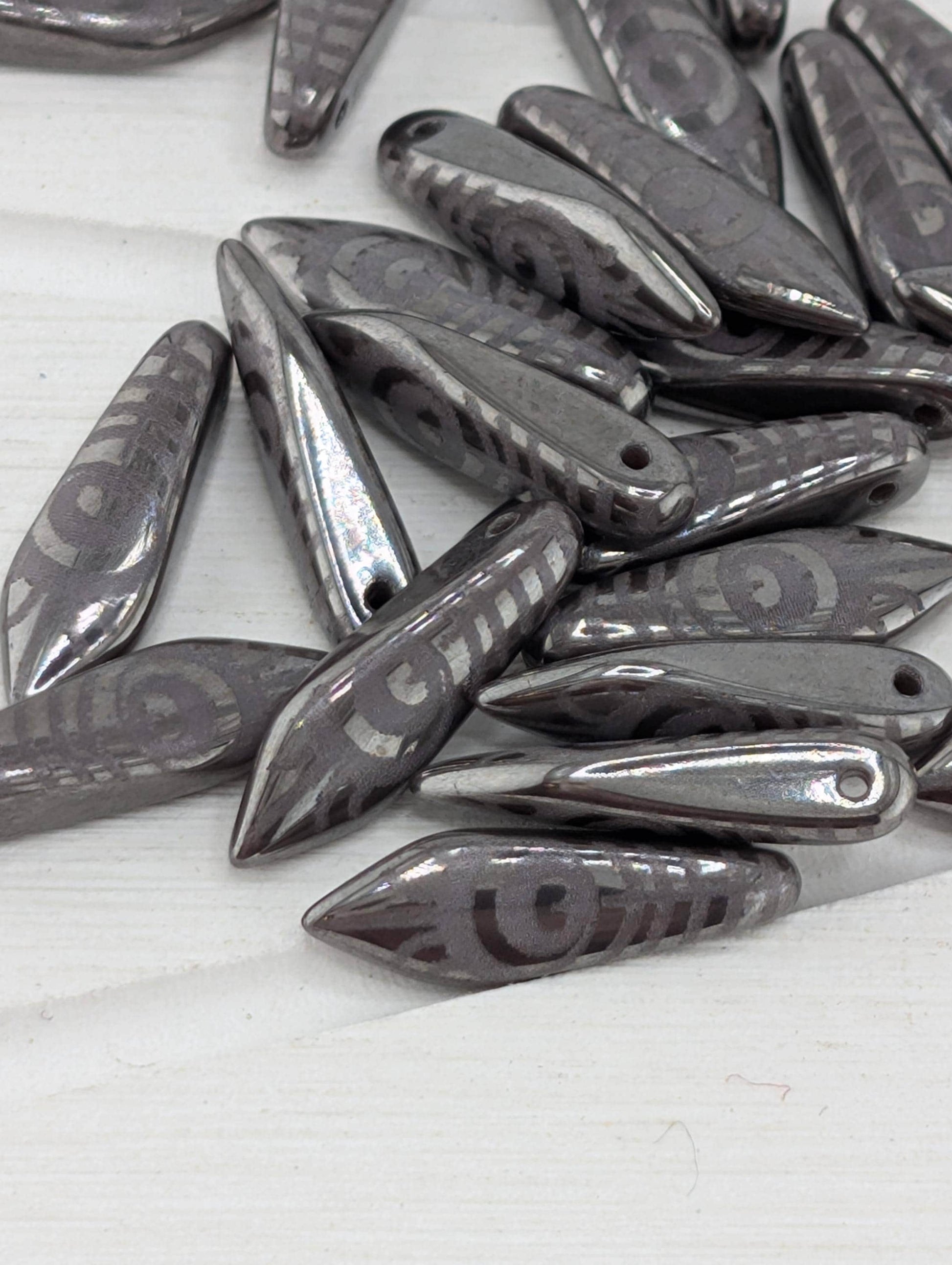 Dagger Beads,Peacock Laser Etched, Jewelry Making Components, 25pcs) Set Purple Iris Peacock Matte