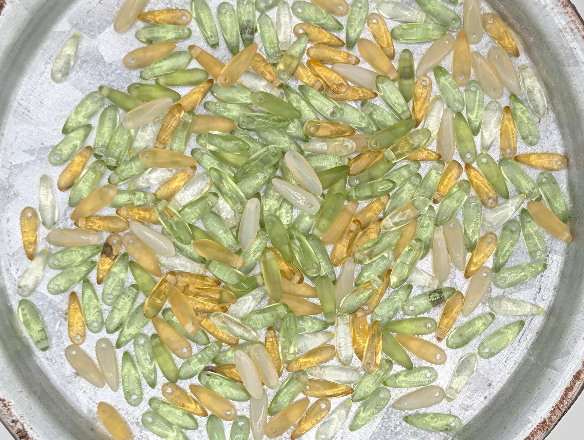 10mm Czech Glass Dagger 20g (approx 60 pcs): Green/Topaz Mix