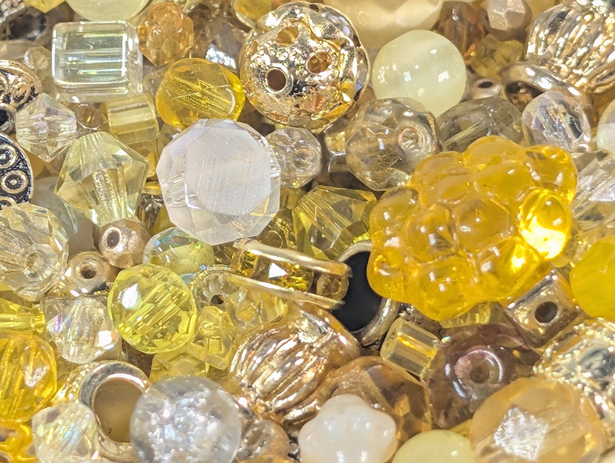 Learise Exclusive "Sunny Sundays" Glass Bead Soup Mix (56g Pkg)