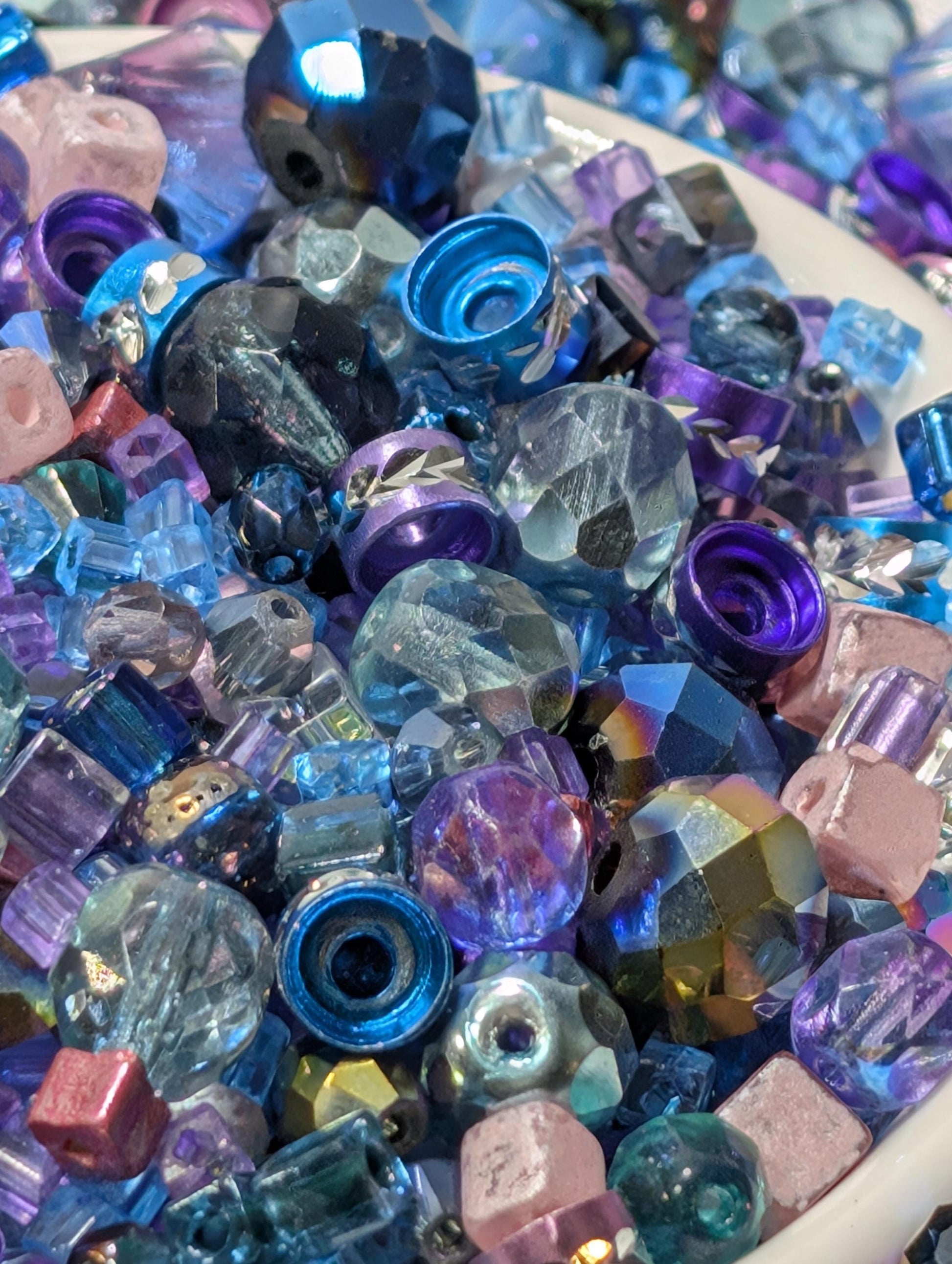 Learise Exclusive "Memories of the 80s" Glass Bead Soup Mix (56g Pkg)