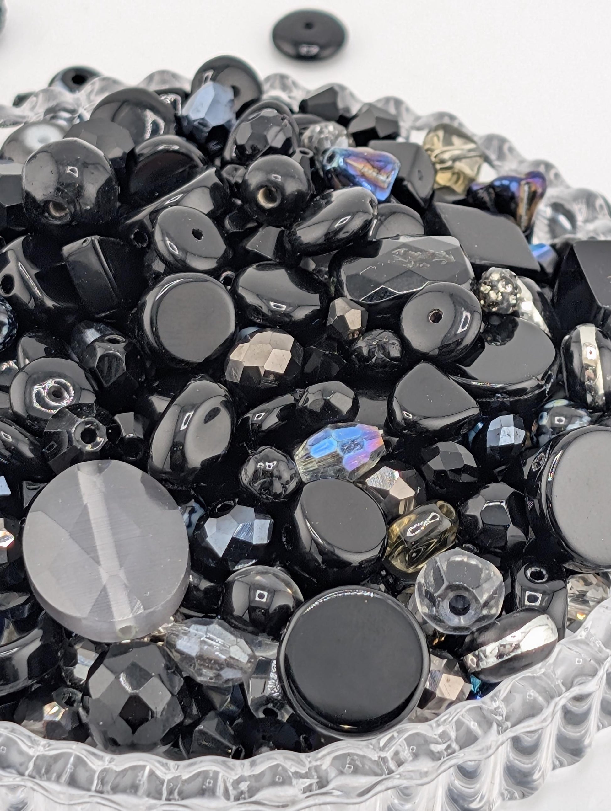 Learise Exclusive "Little Black Dress" Glass Bead Soup Mix (30g Pkg)