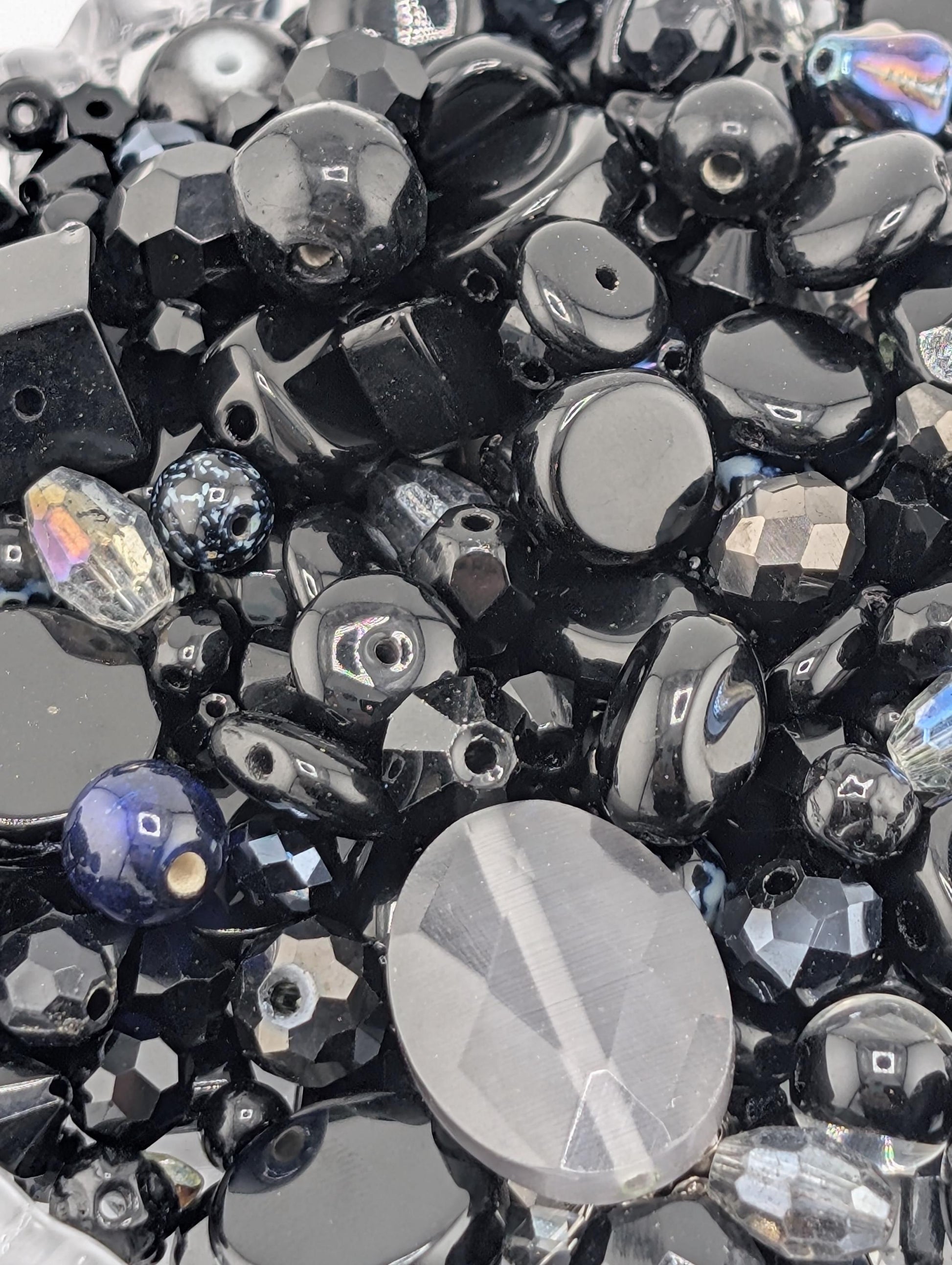 Learise Exclusive "Little Black Dress" Glass Bead Soup Mix (30g Pkg)