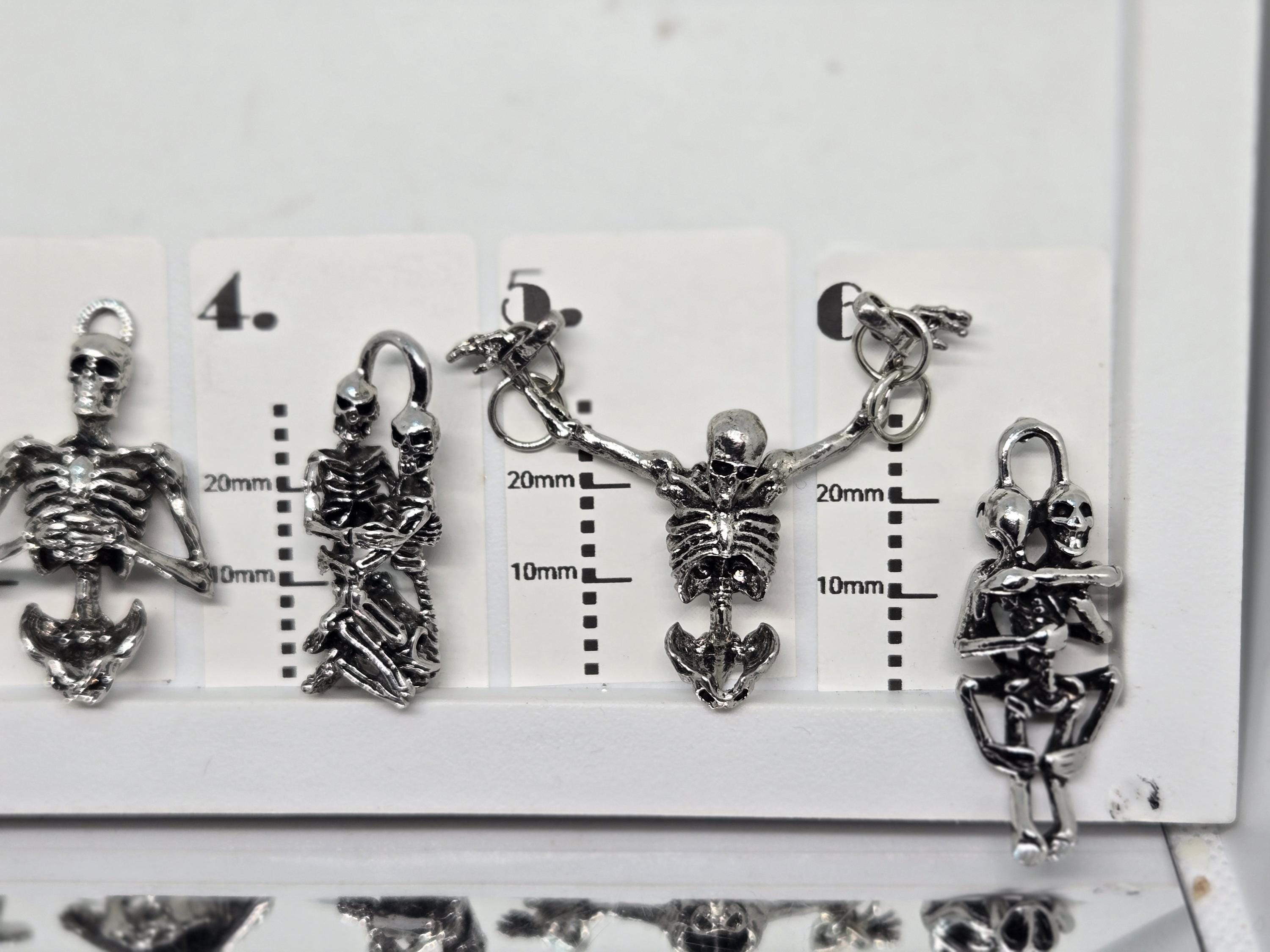 Skull Pendant Charm: Dark Goth Look - Silver Plated Alloy