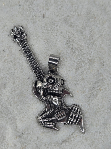 Silver Skull Guitar Pendant: Gothic Alloy Charm for Jewelry