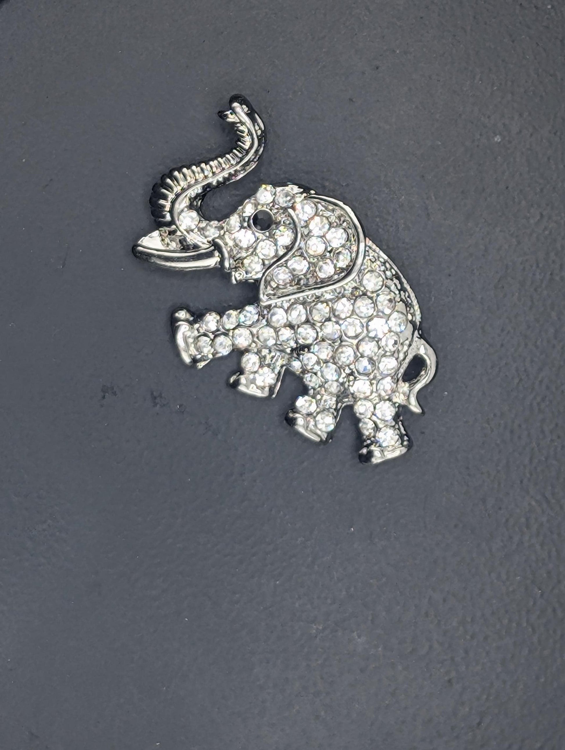 Elephant Brooch: Silver Tone with Sparkle Accent - Lightweight Pin