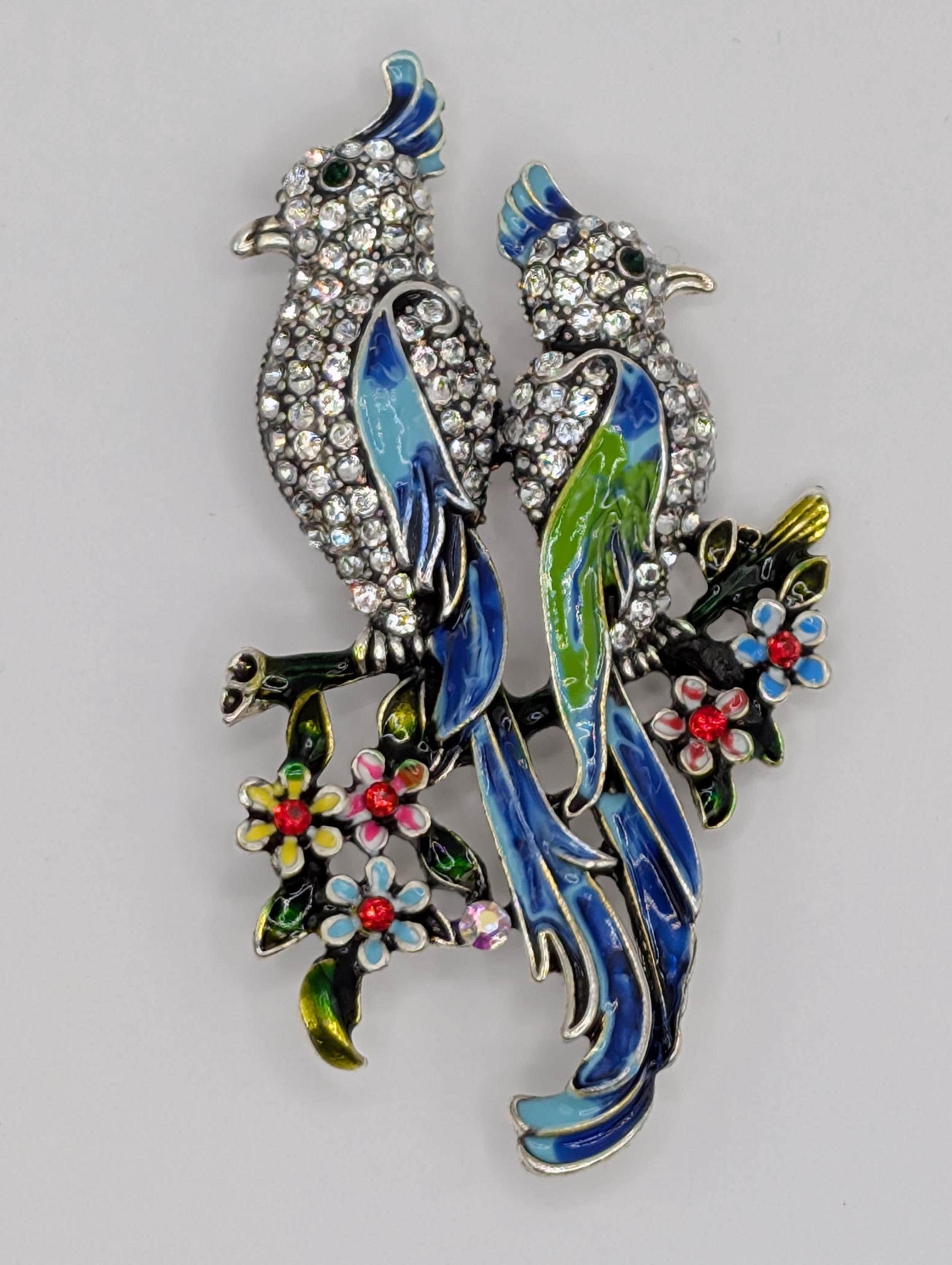 Cockatiel Brooch: Silver Plated Lightweight Bird Pin