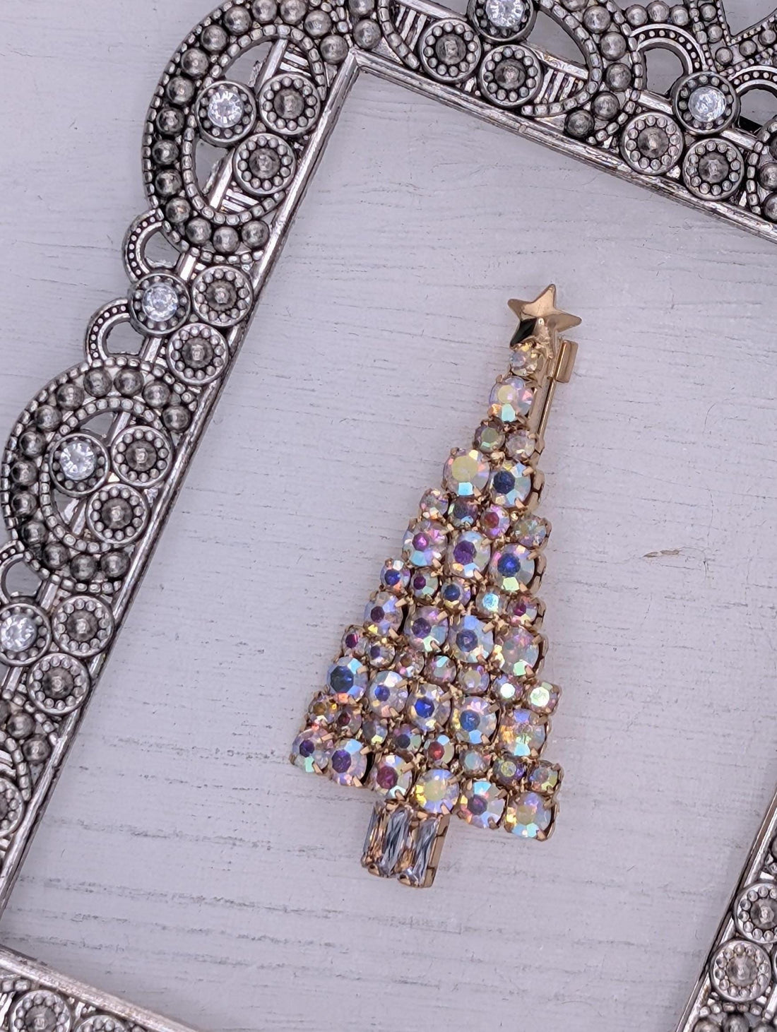 Festive Christmas Tree Pin: Gold Plated with Rhinestones