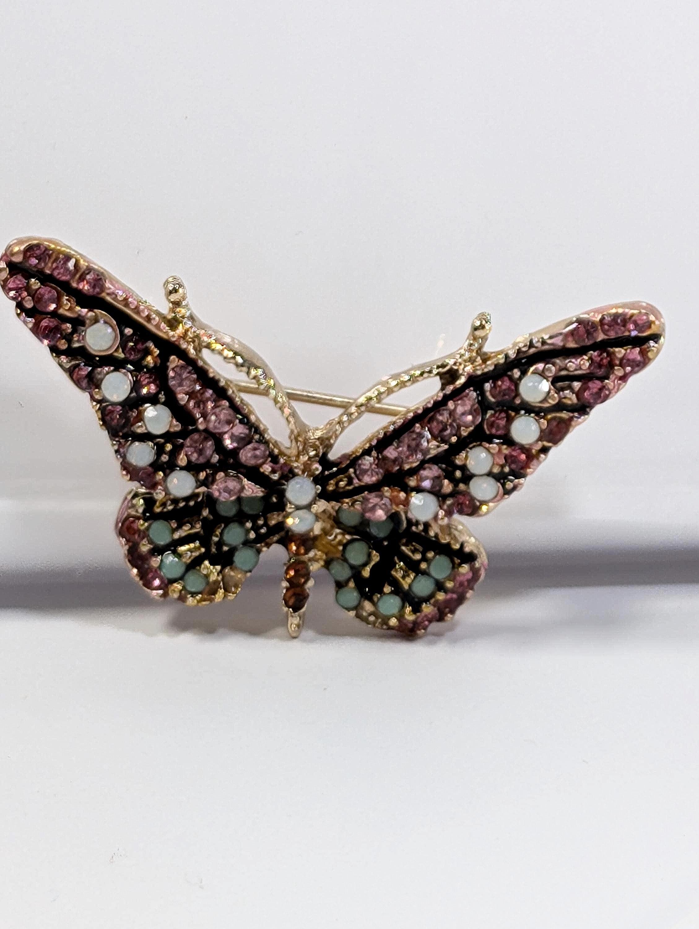 Enamel Brooch Pin: Gold Plated, Pink and Mint - Sparkling Detail