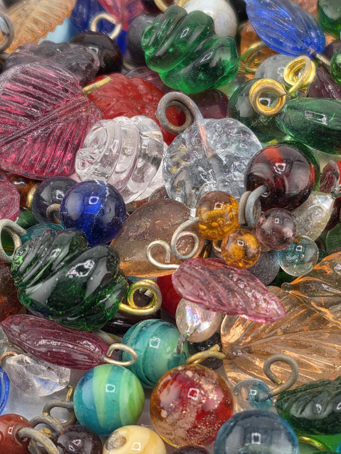 Glass Charm Pendants: Black Czech Drops - 15g Package, Approx 270 Beads