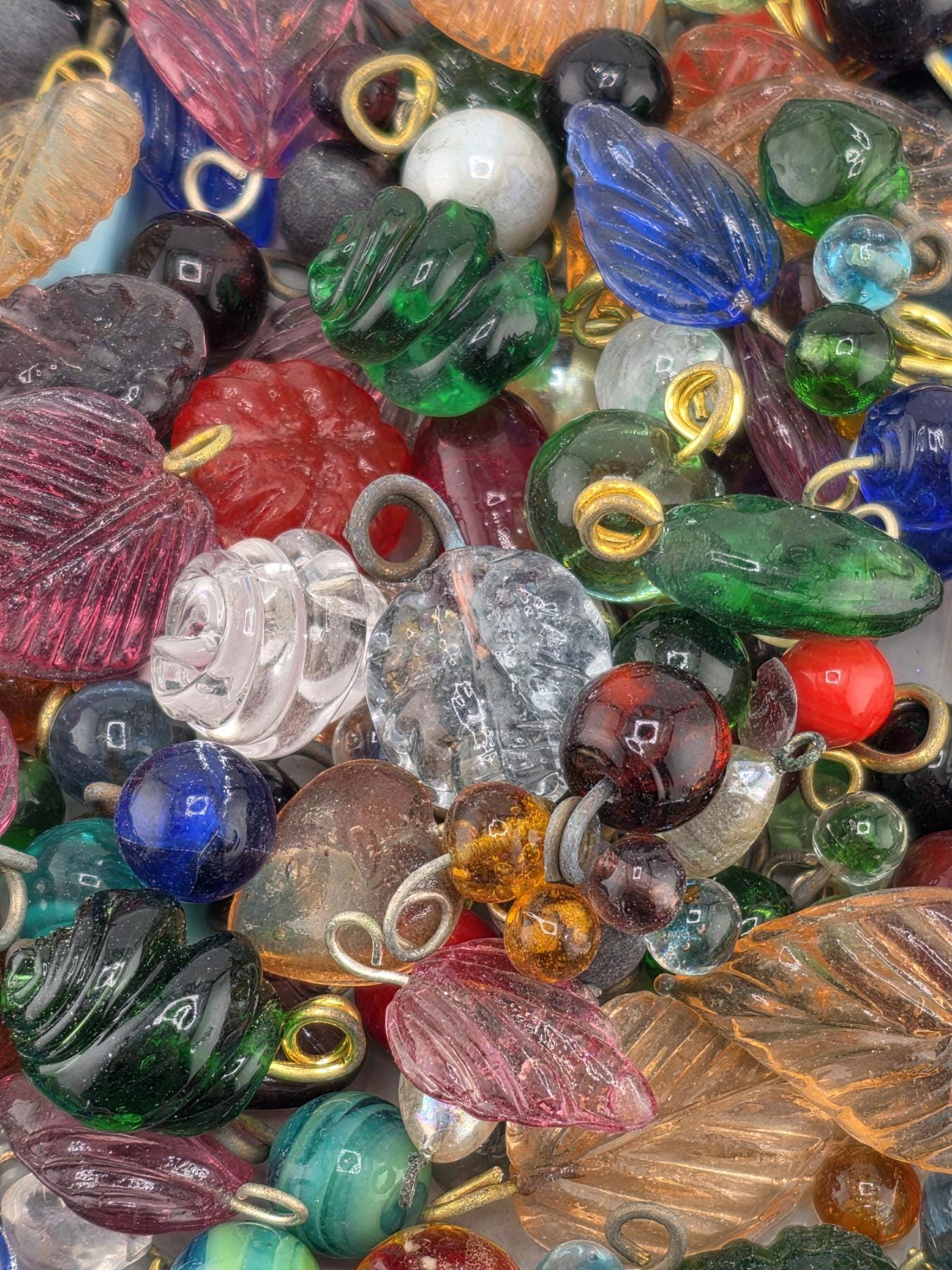 Glass Charm Pendants: Black Czech Drops - 15g Package, Approx 270 Beads