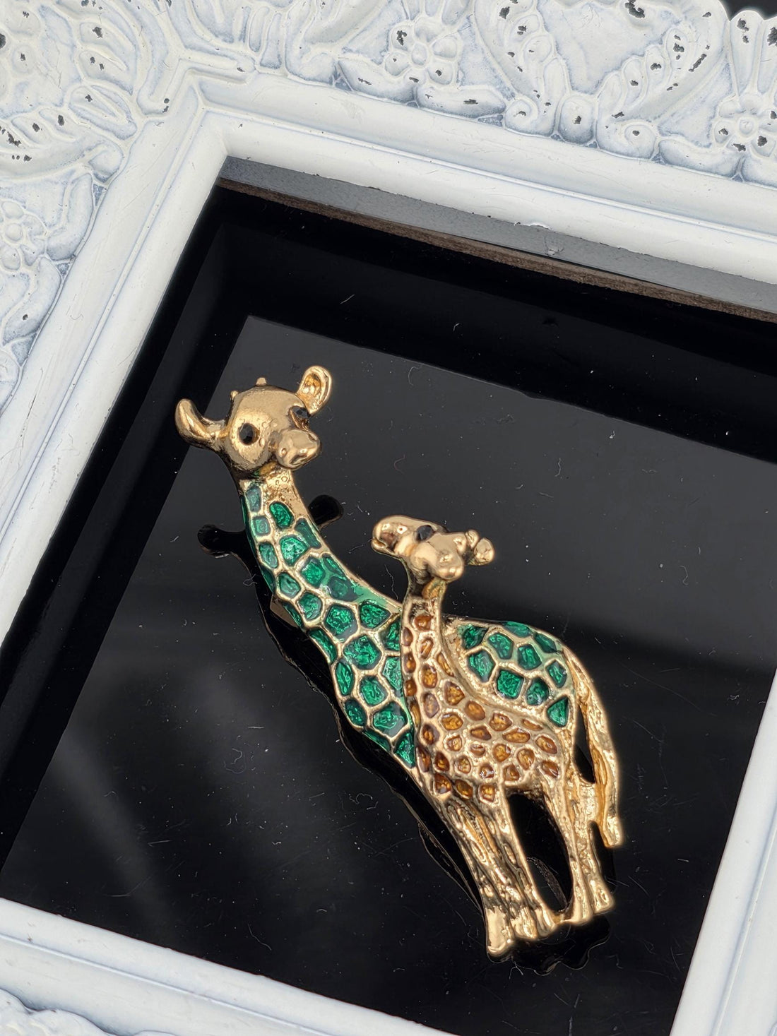 Safari Animal Brooch: Gold Plated Giraffe with Green Enamel