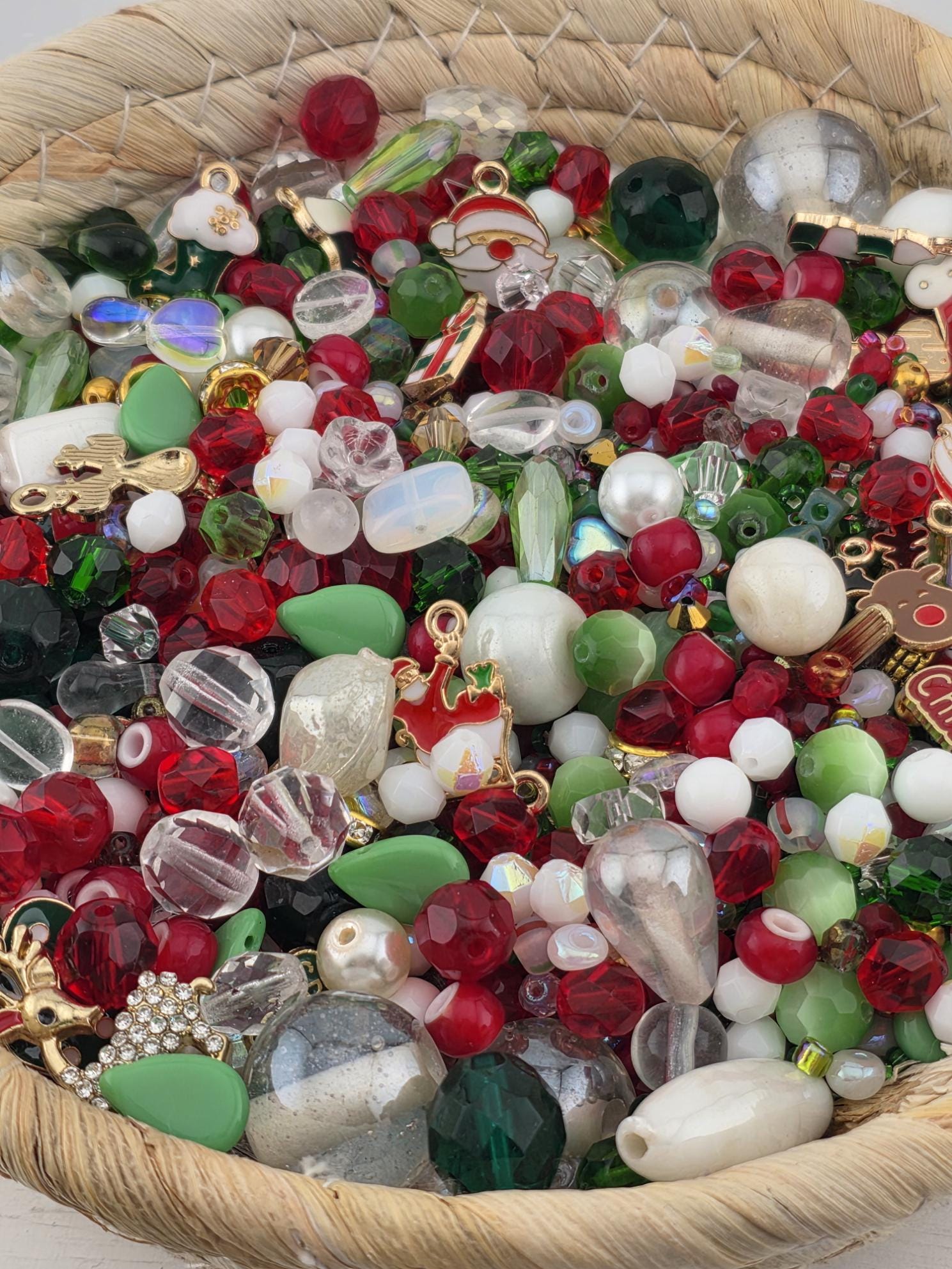 Christmas Bead Soup Mix – Holiday Jewelry Making Supply (56g)