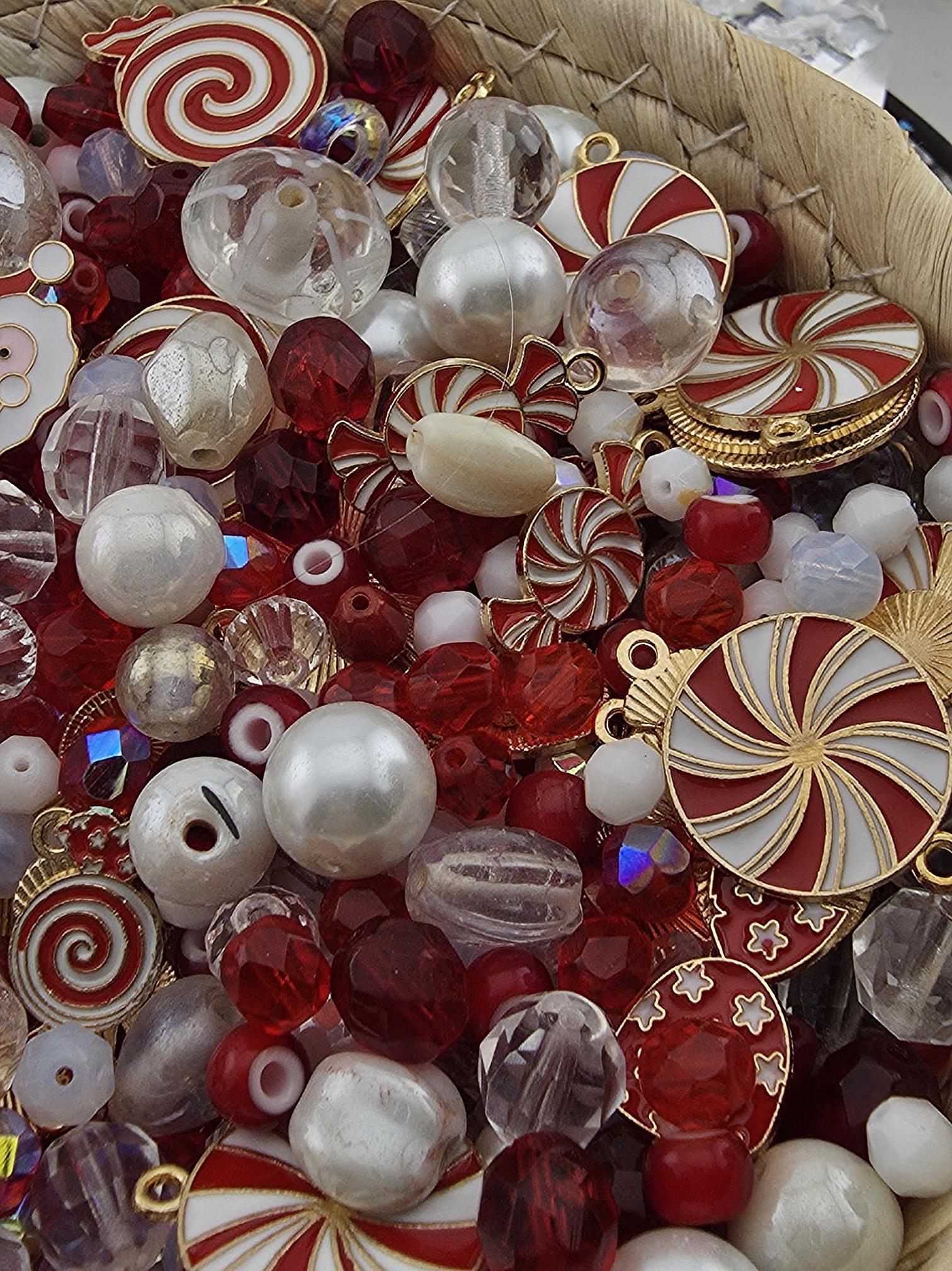 Exclusive "Candy Cane Lane" Glass Bead Mix - 56g pkg