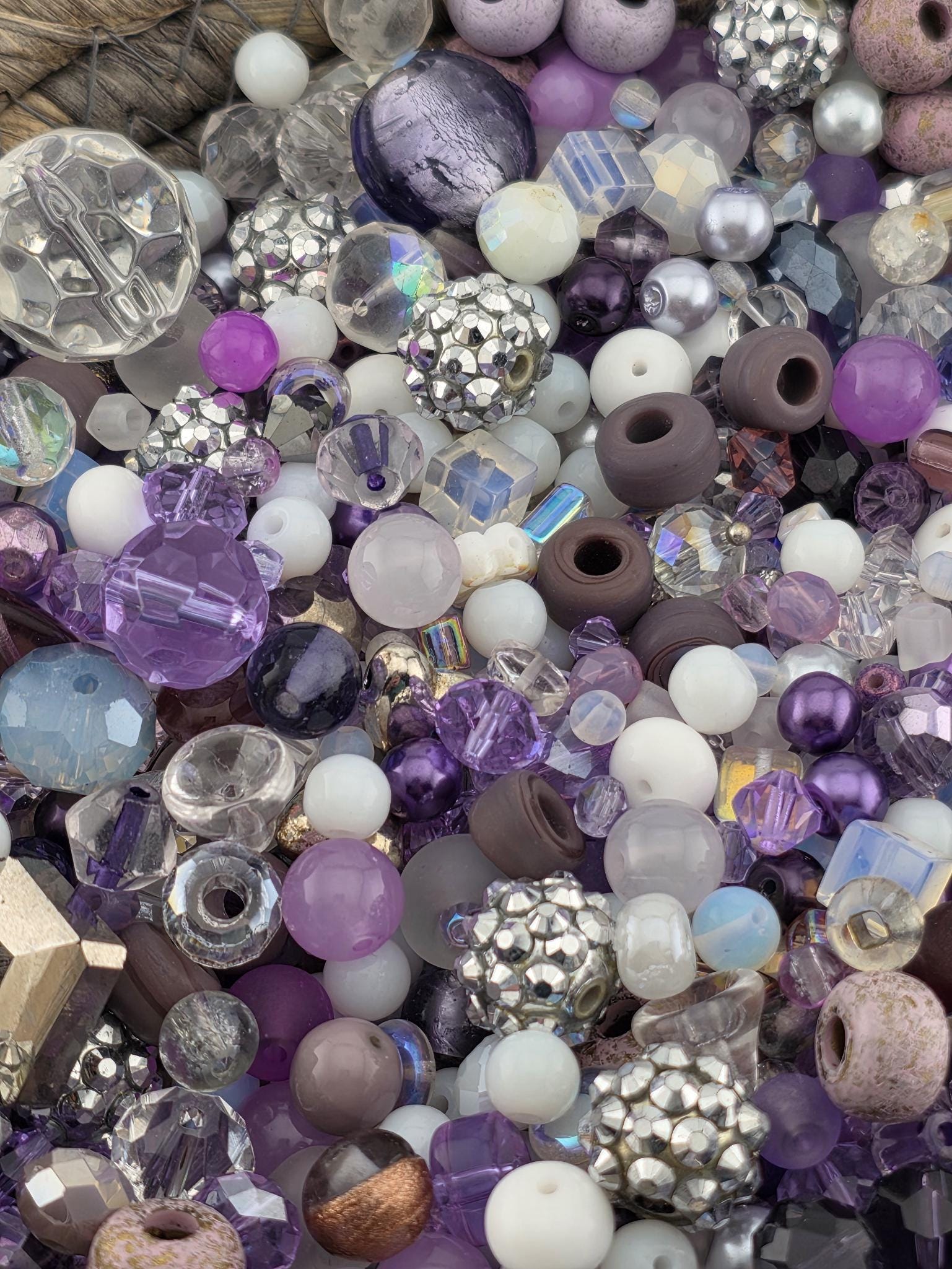 Learise Exclusive "Lilacs on Ice" Glass Bead Soup Mix (30g Pkg)