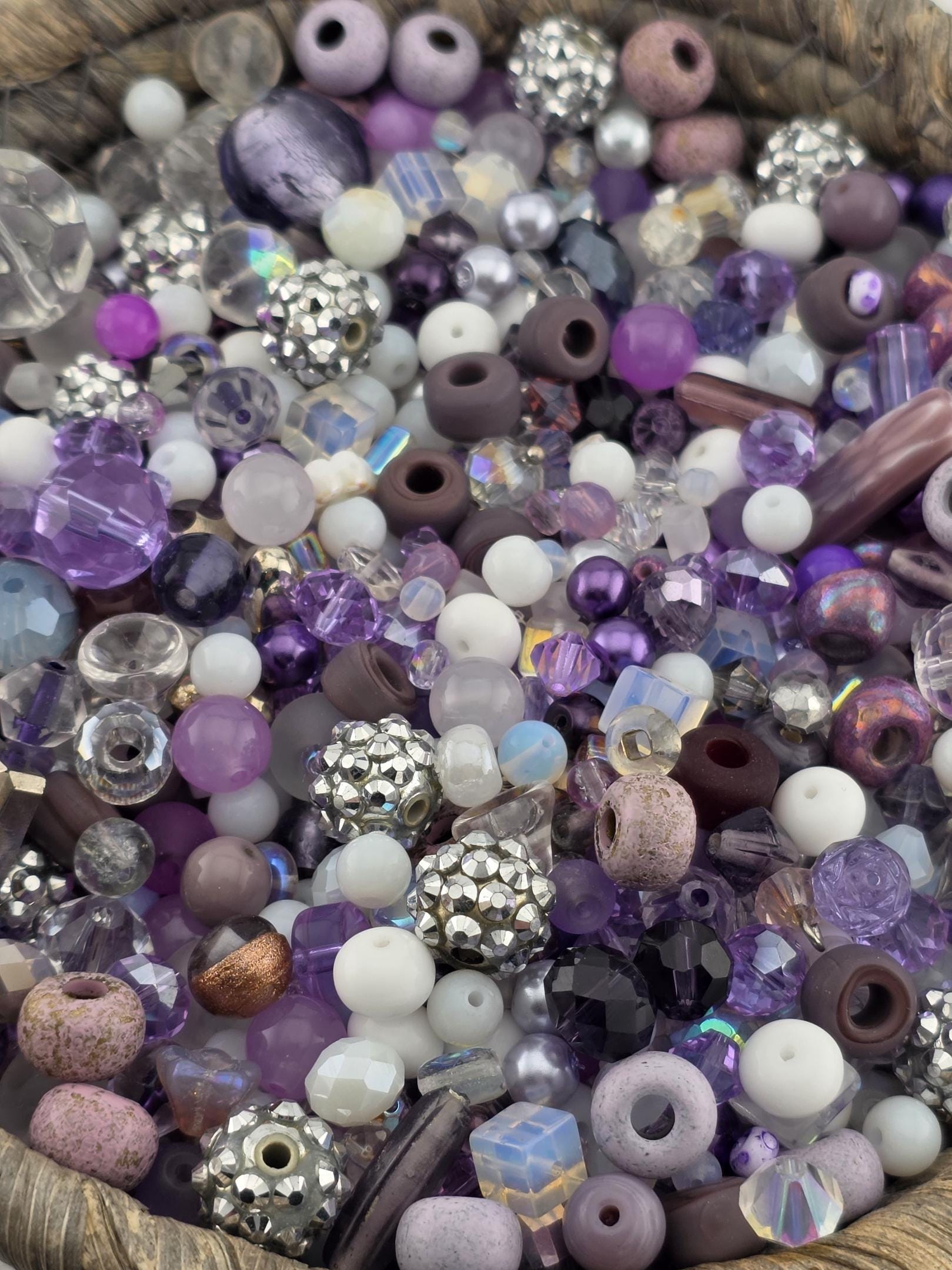 Learise Exclusive "Lilacs on Ice" Glass Bead Soup Mix (30g Pkg)