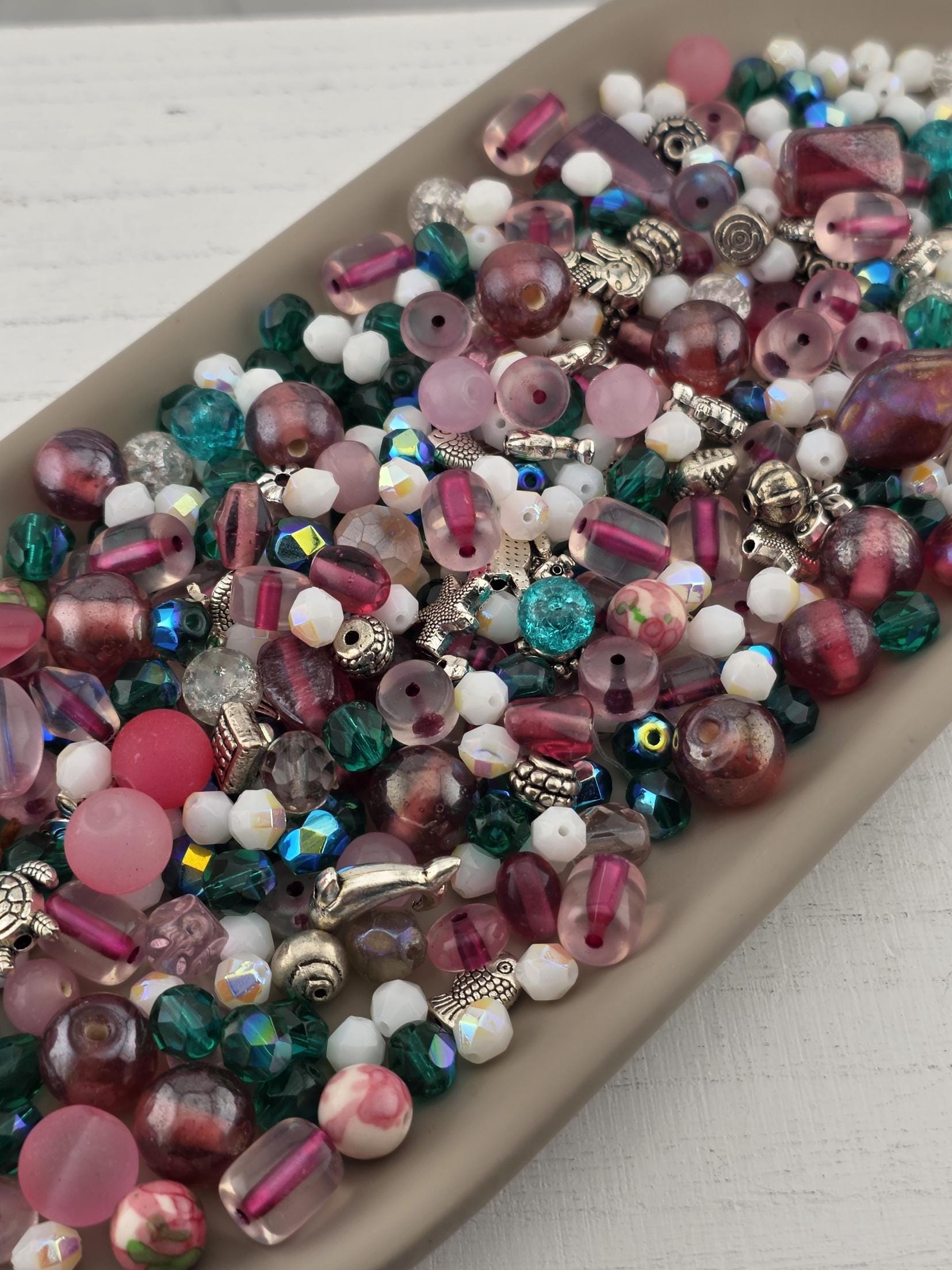 2oz Exclusive "Raspberry Reef" Glass Bead Mix