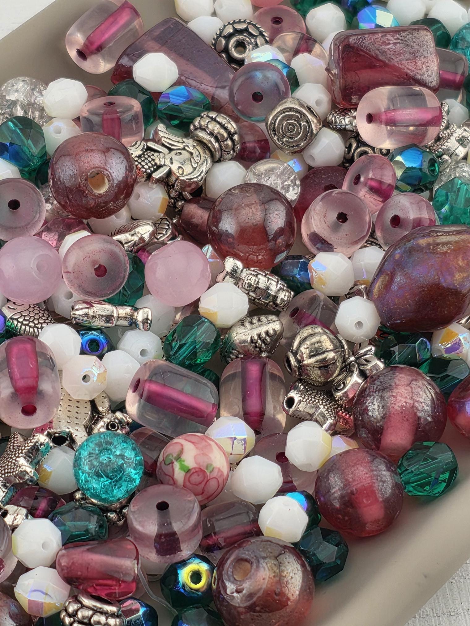 2oz Exclusive "Raspberry Reef" Glass Bead Mix