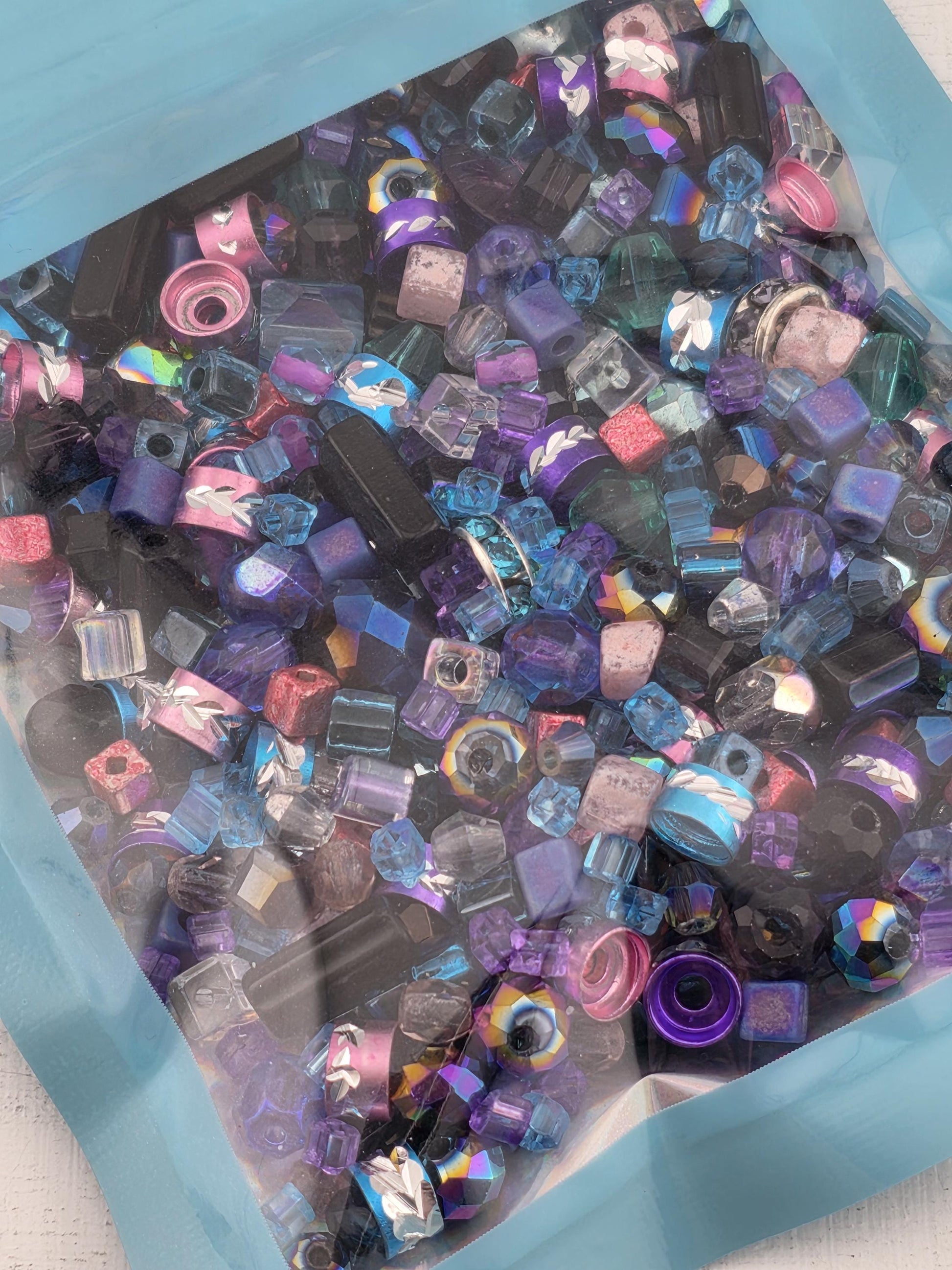 Learise Exclusive "Memories of the 80s" Glass Bead Soup Mix (56g Pkg)