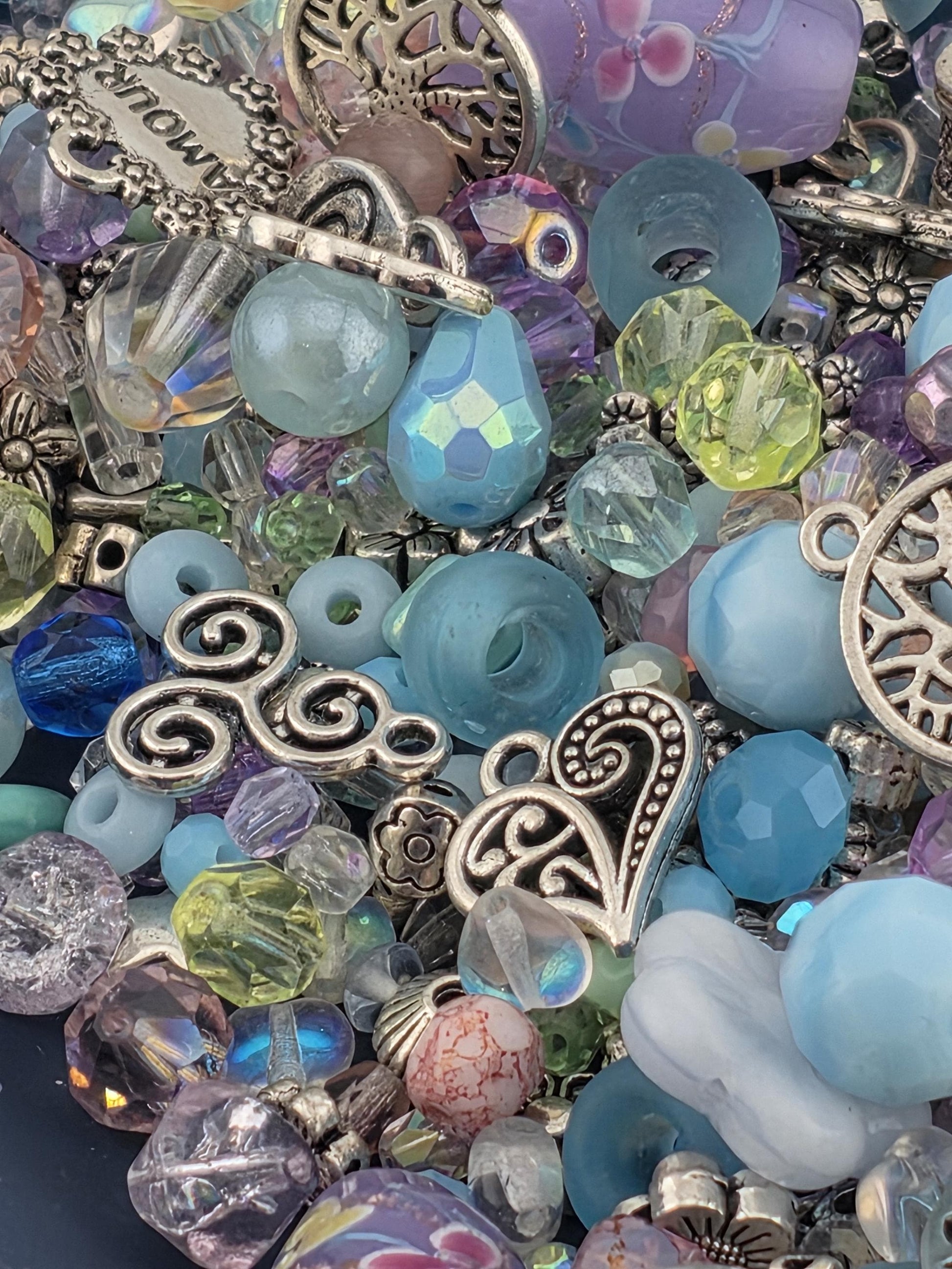 Learise Exclusive "Dreamscape Jewels" Glass Bead Soup Mix (56g Pkg)