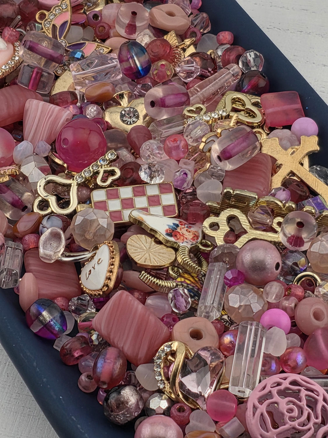 Learise Exclusive "Peony Blush" Glass Bead Soup Mix (56g Pkg)