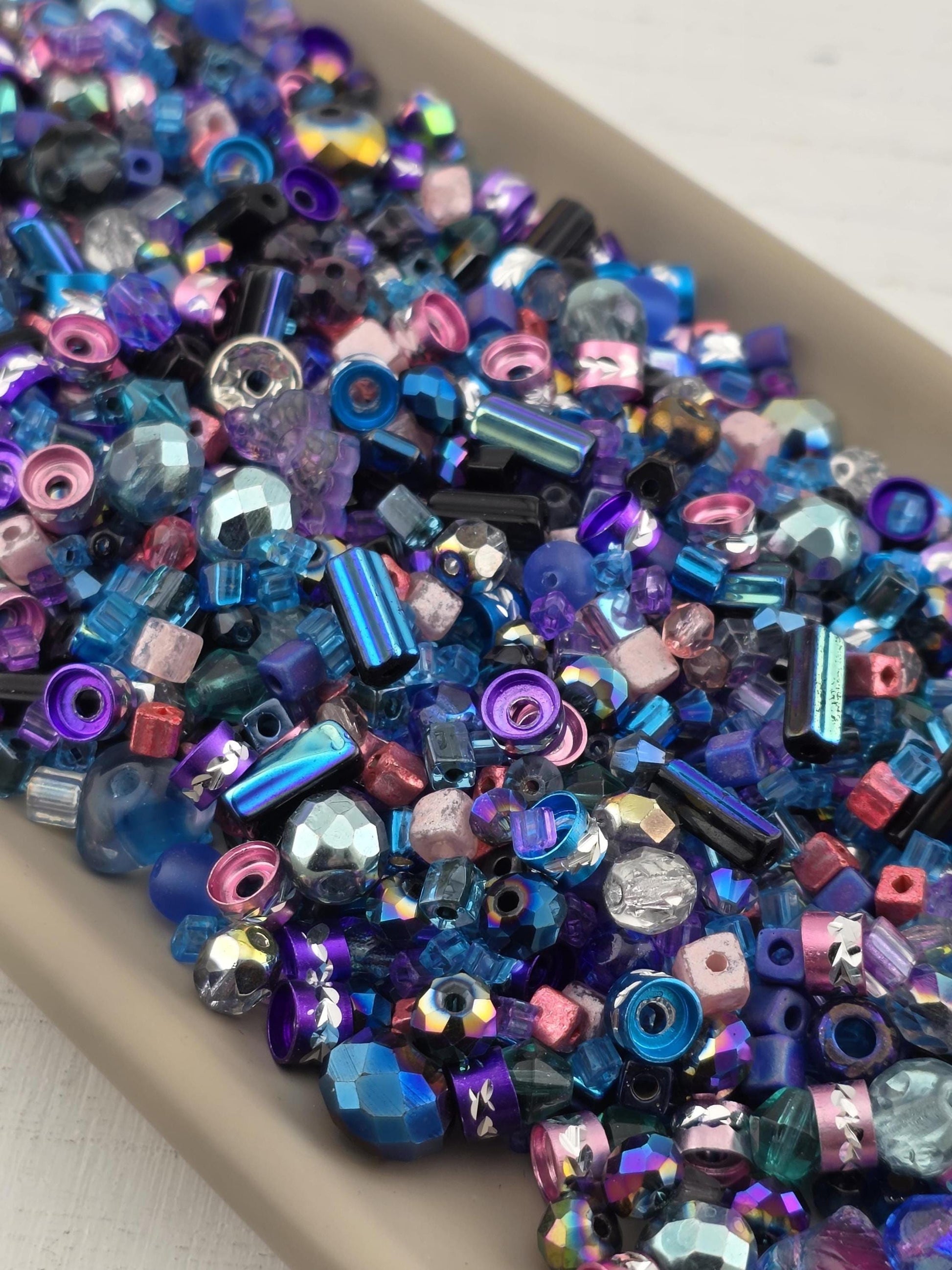 Learise Exclusive "Memories of the 80s" Glass Bead Soup Mix (56g Pkg)