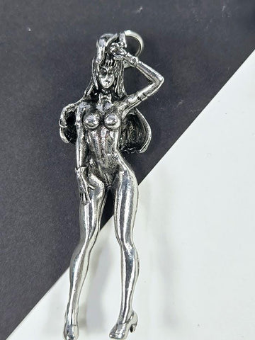 Gothic Wing Pendant: Fantasy She Devil Style (Silver Tone)