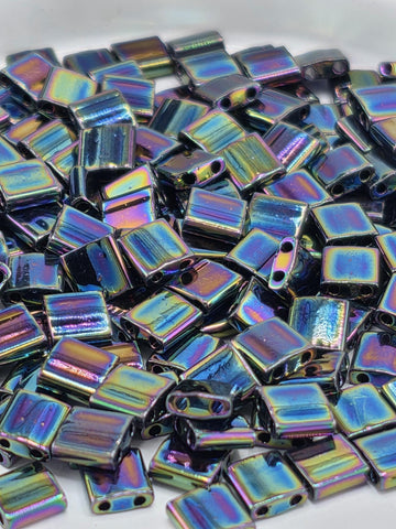 TL0455-Miyuki Tila Beads:Emerald M/R (7.5g pkg)