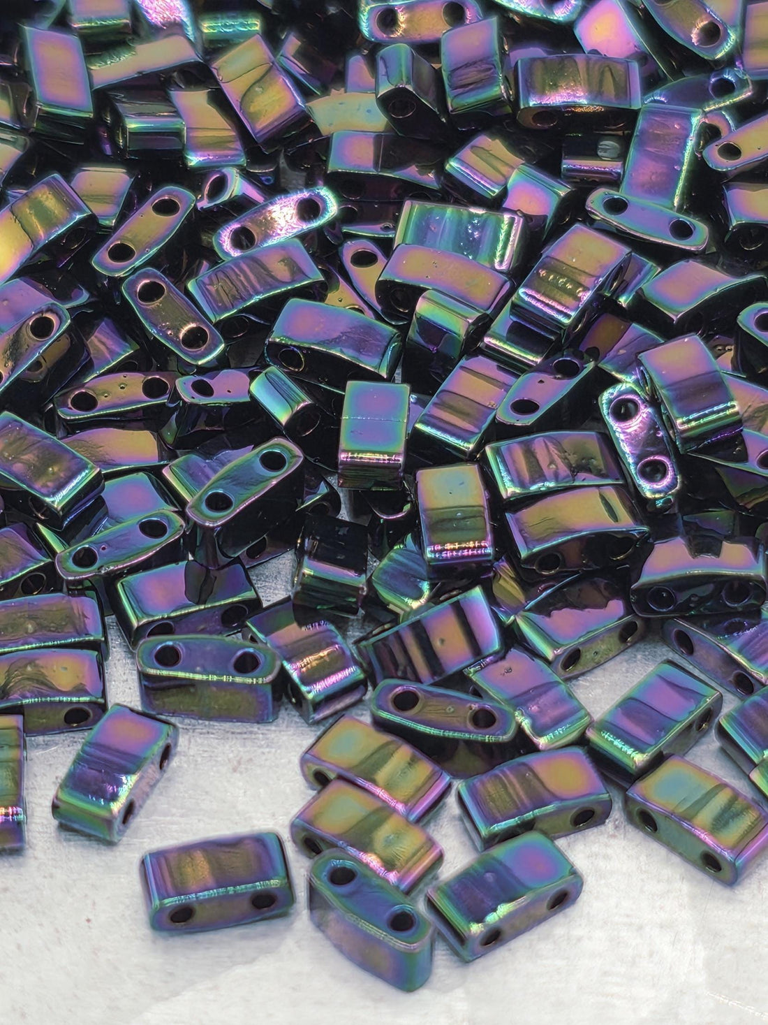 HTL0454-Miyuki Half-TIla Beads:Violet M/R (7.5g pkg)