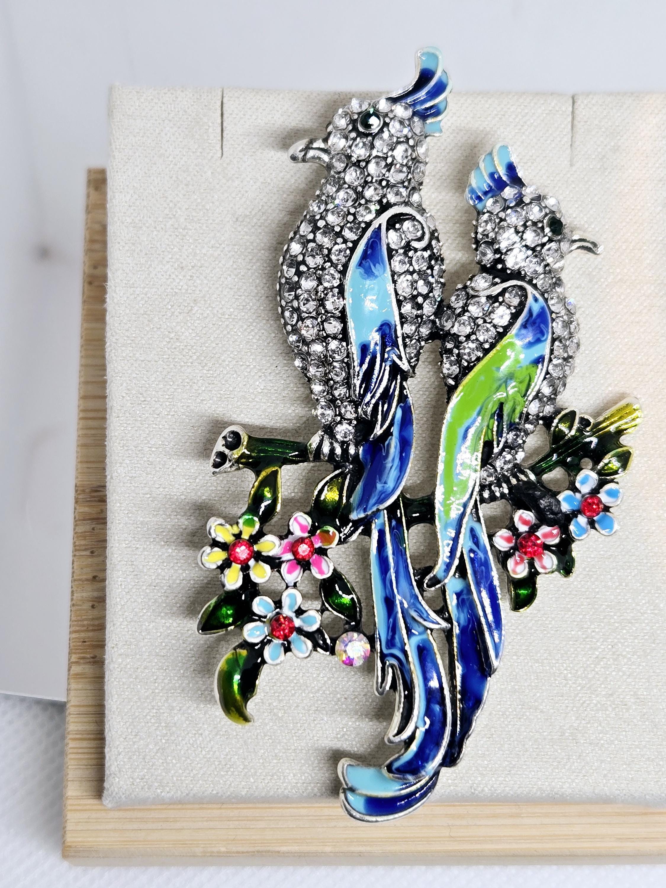 Cockatiel Brooch: Silver Plated Lightweight Bird Pin