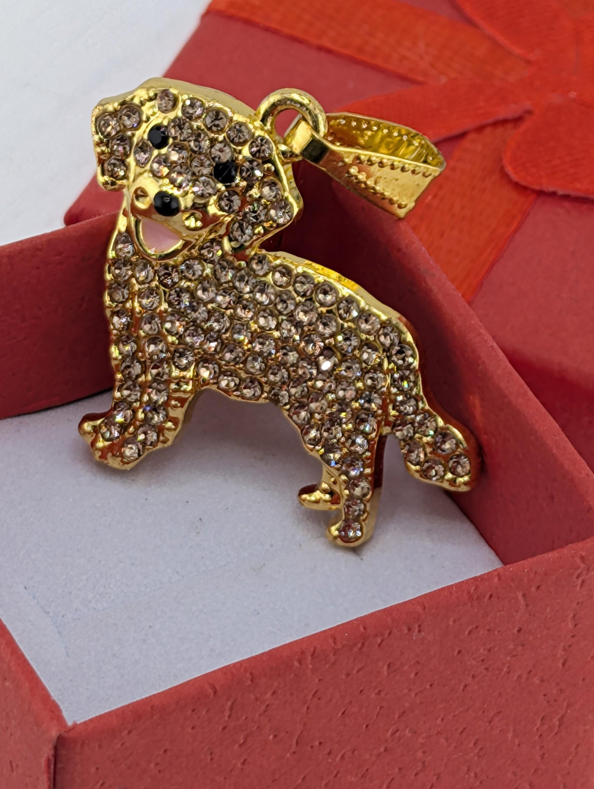 Labrador Dog Pendant: Gold Plated with Rhinestone Accent (Lightweight Jewelry)