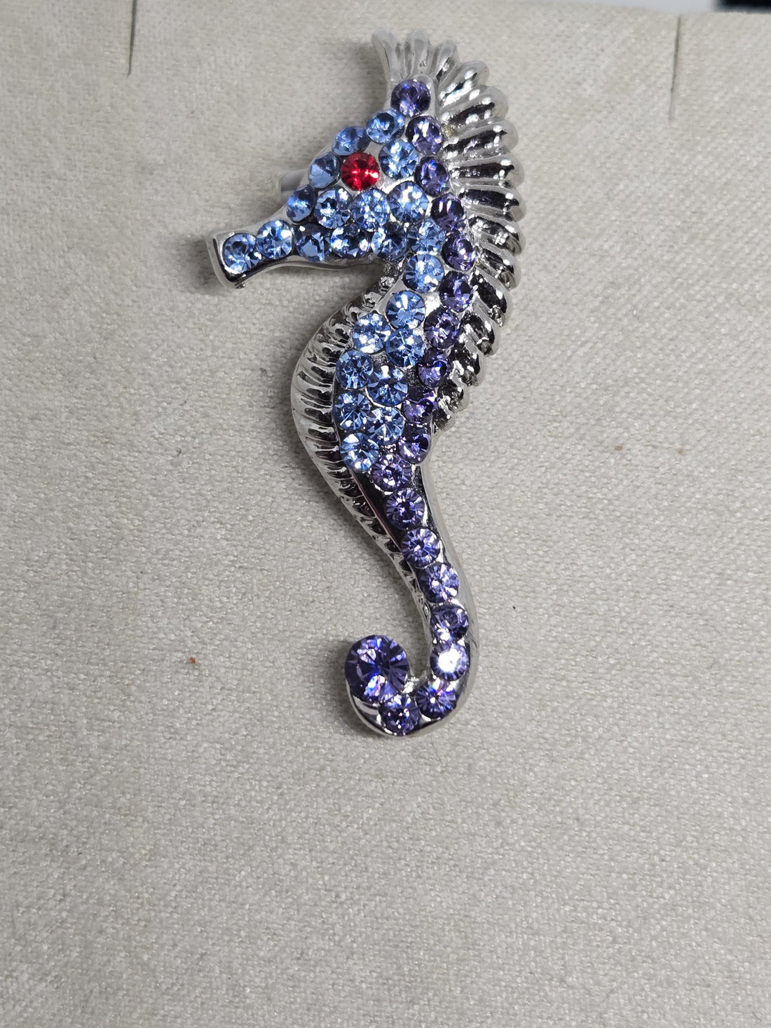 Light Blue Seahorse Brooch - Silver Plated Enamel Pin