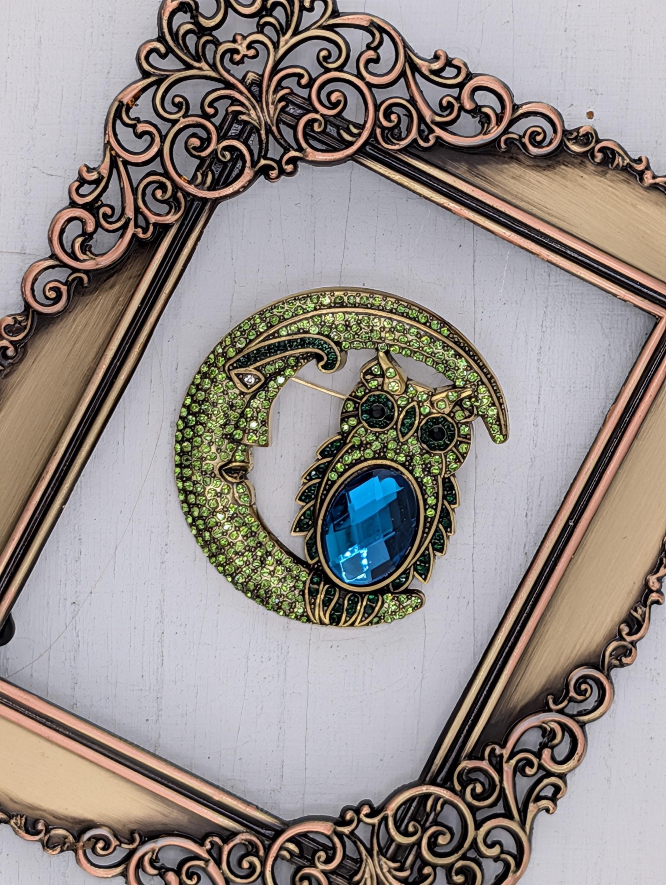 Owl Brooch, Gold Plated, Colorful Rhinestones (Compact Size)