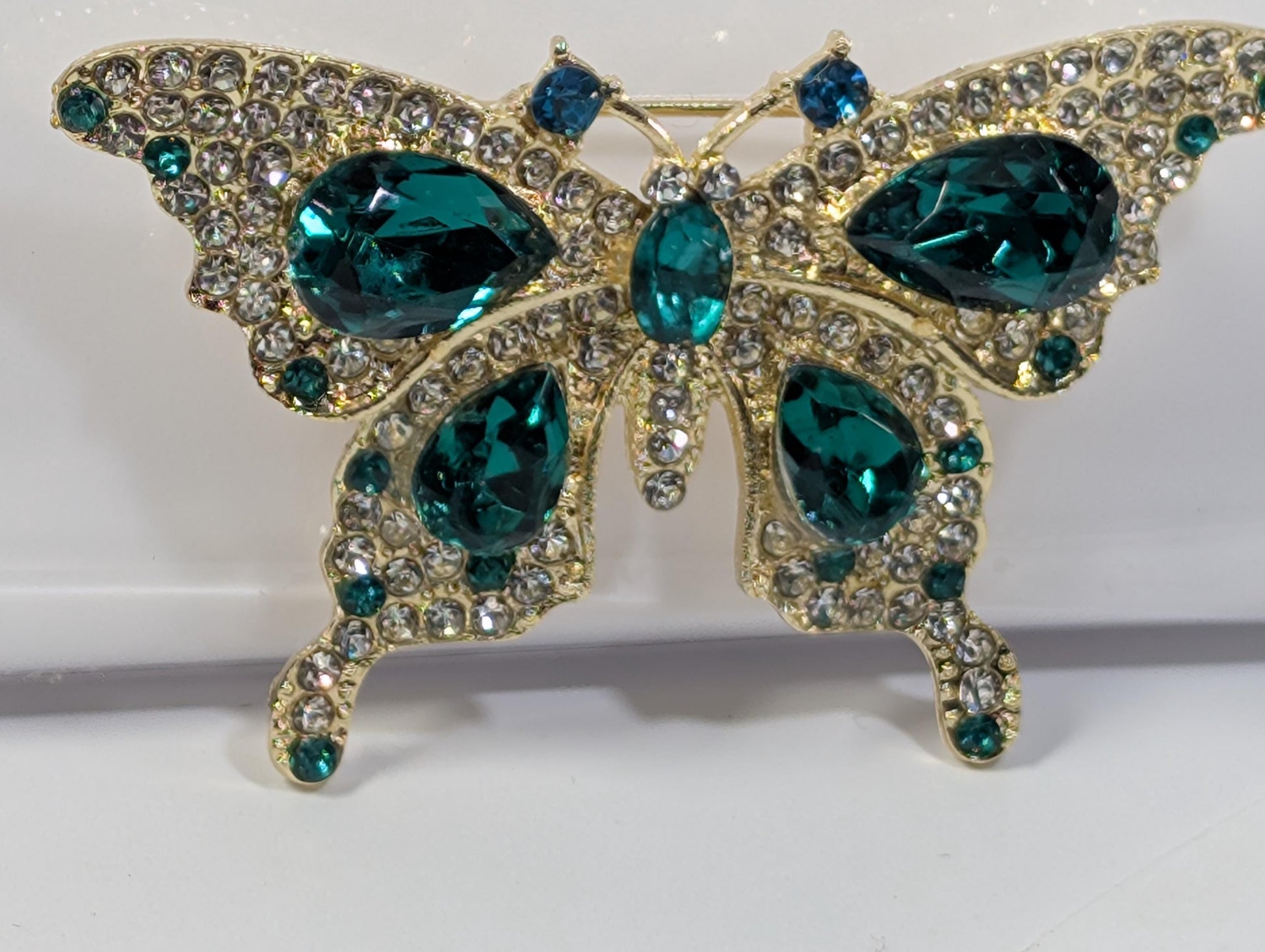 Butterfly Brooch: Gold Plated with Emerald Rhinestones - Lightweight Pin