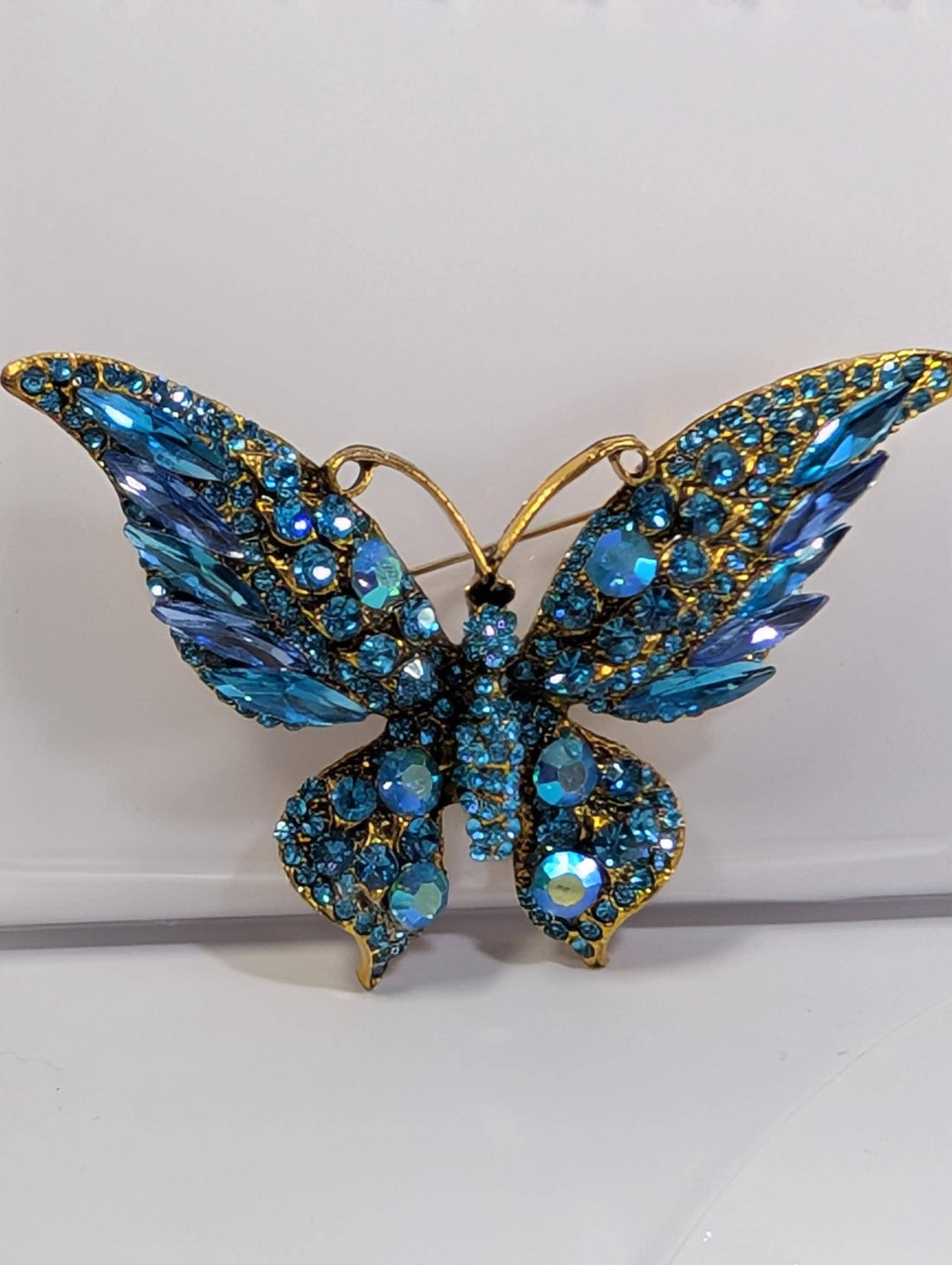 Ocean Wave Brooch: Handmade Gold Plated Enamel Pin (Aqua Blue)