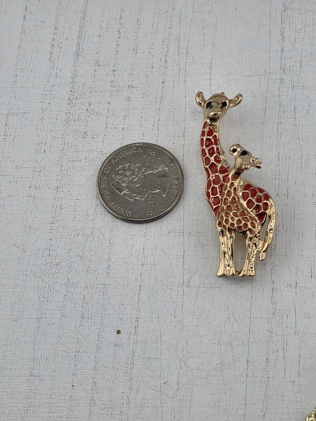 Gold Plated Giraffe Brooch: Red Enamel Accent, Nature Inspired