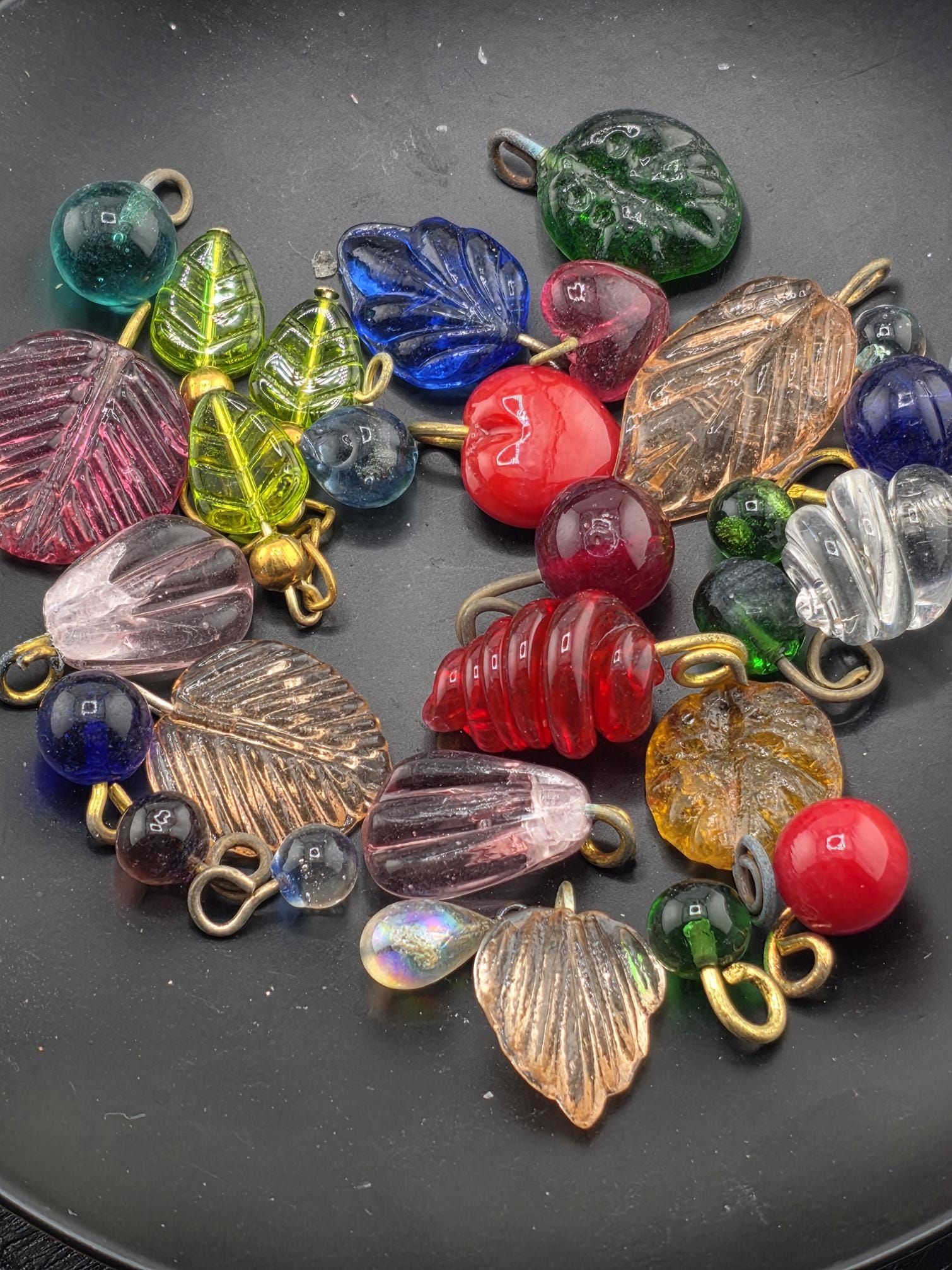 Glass Charm Pendants: Black Czech Drops - 15g Package, Approx 270 Beads