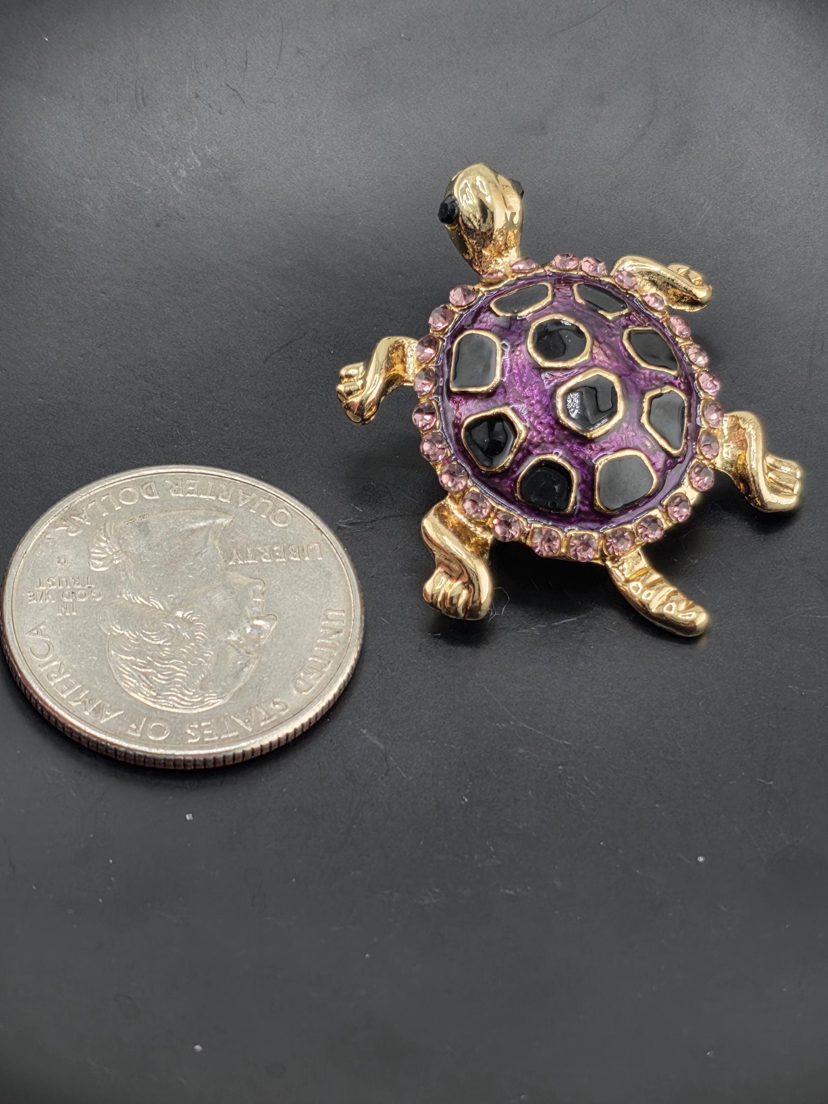 Turtle Brooch Gold Plated, Amethyst Accent (Lightweight Pin)