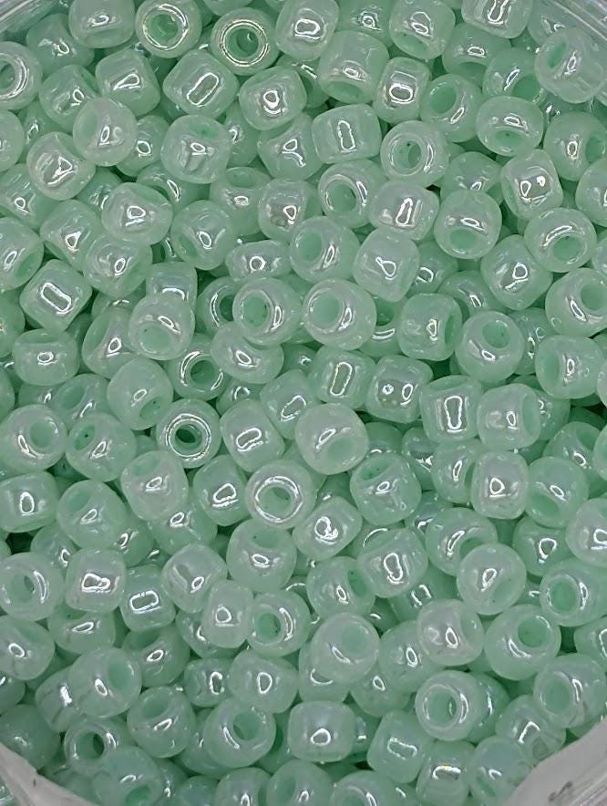 8232SB Opaque Ceylon Pastel Sea Foam 8/0 Matsuno Seed Beads (15g, ~600 pcs)