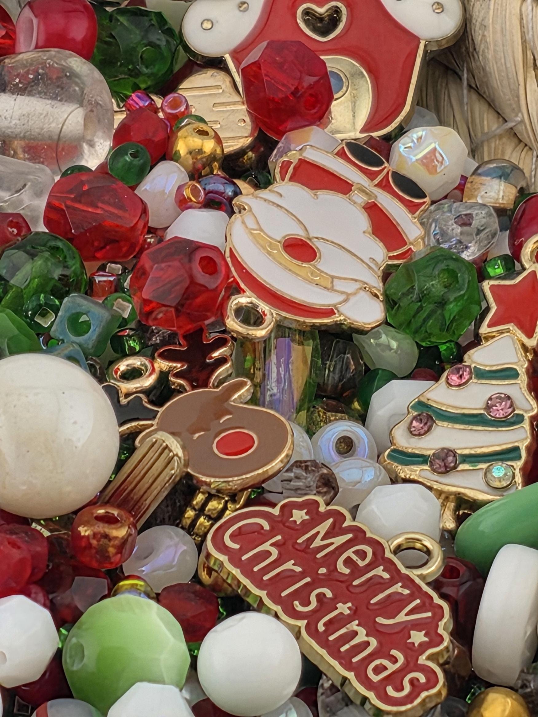 Christmas Bead Soup Mix – Holiday Jewelry Making Supply (56g)