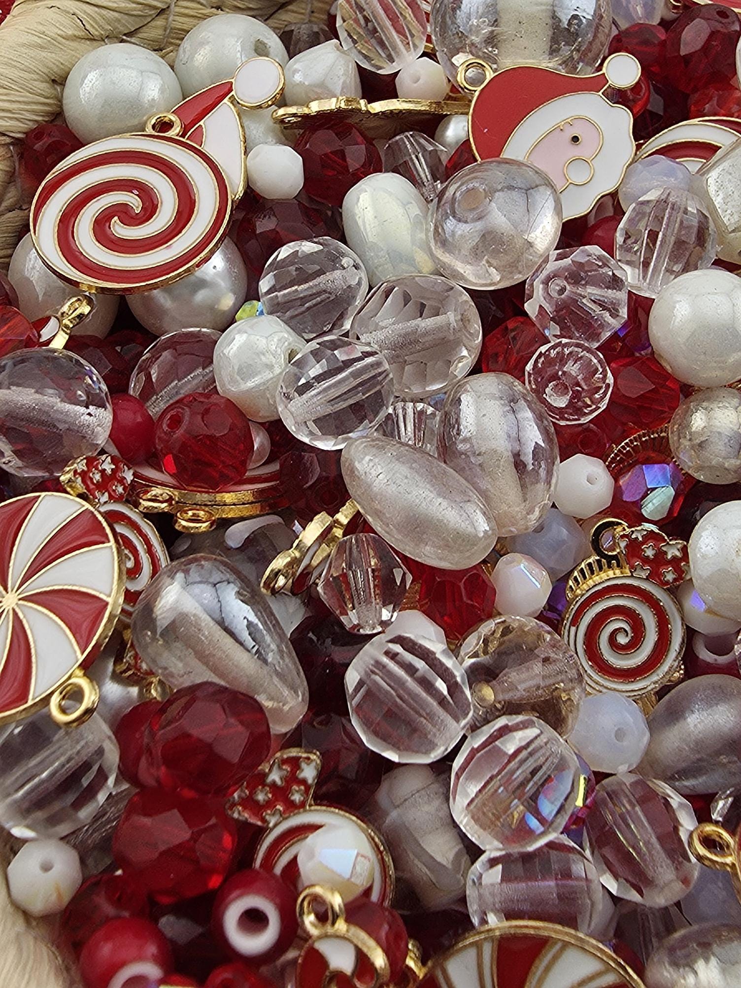 Exclusive "Candy Cane Lane" Glass Bead Mix - 56g pkg