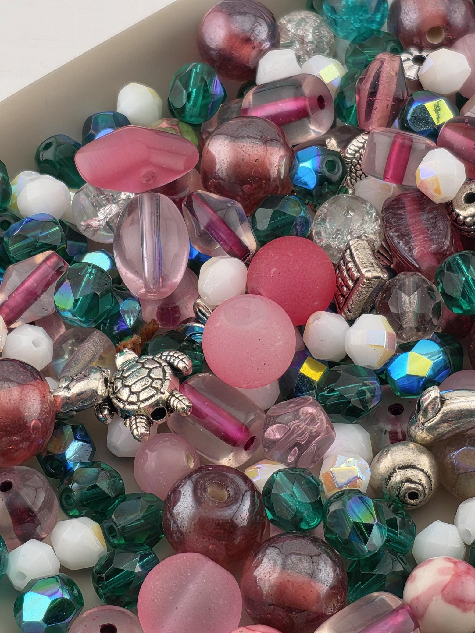 2oz Exclusive "Raspberry Reef" Glass Bead Mix