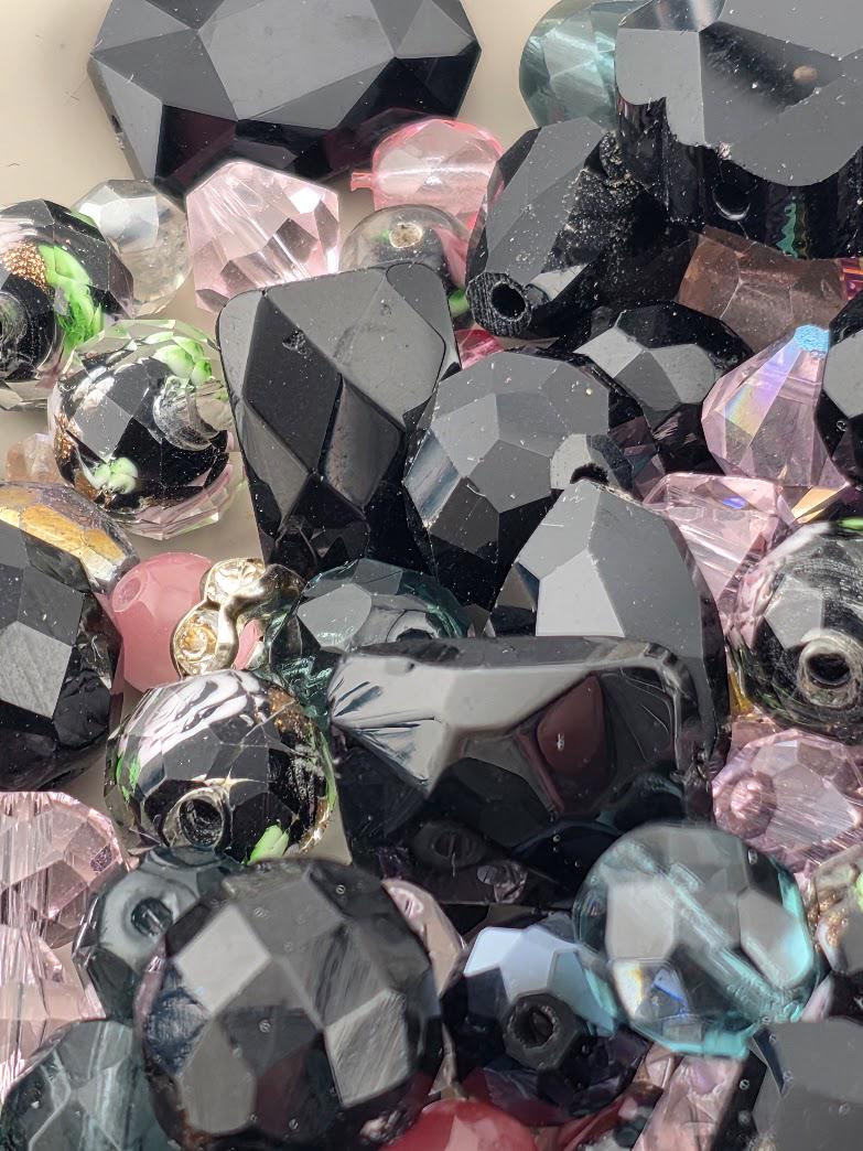 Learise Exclusive "Thorny Roses" Glass Bead Soup Mix (30g Pkg)