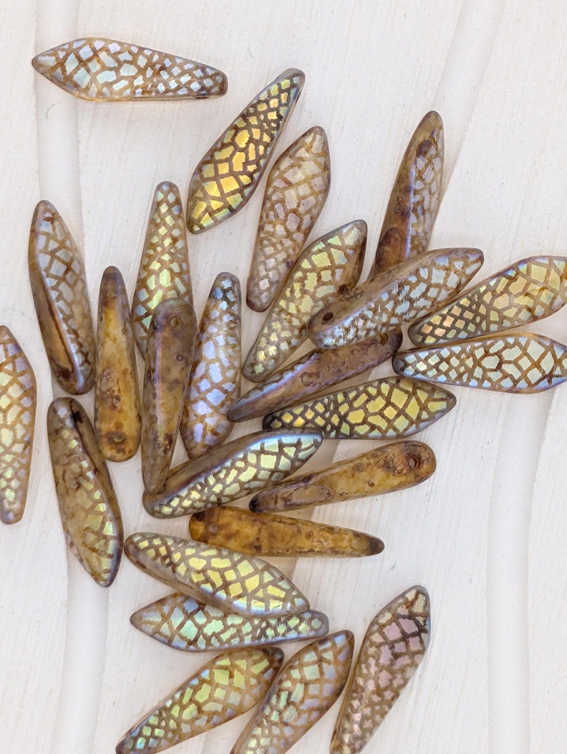 Laser Etched Design, Craft Bead Set 25pcs,Czech Feather Dagger Pendants Kit: Matte AB Crackle