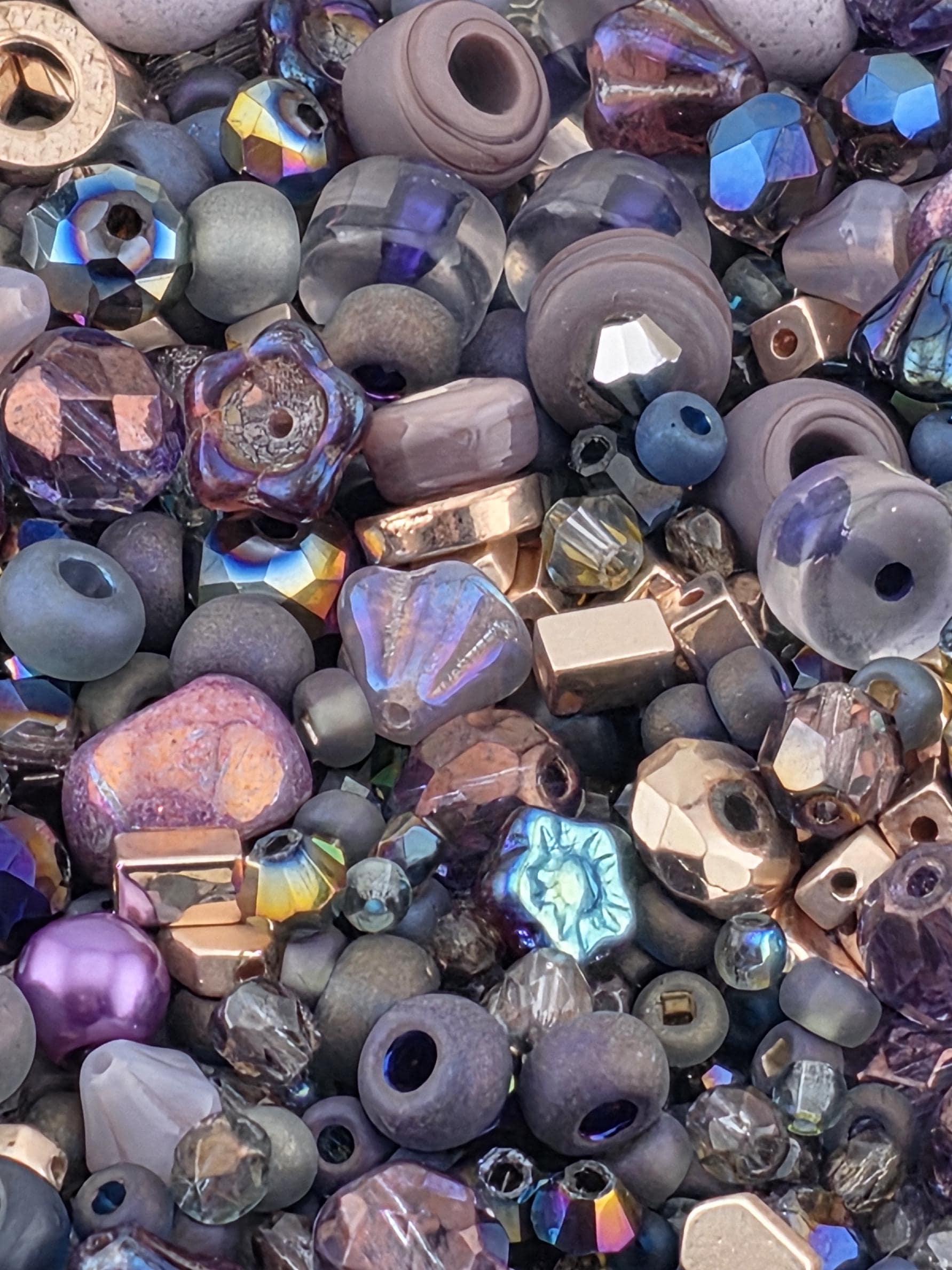 Exclusive "Violet Tendancies" Glass Bead Soup (56g Pkg)