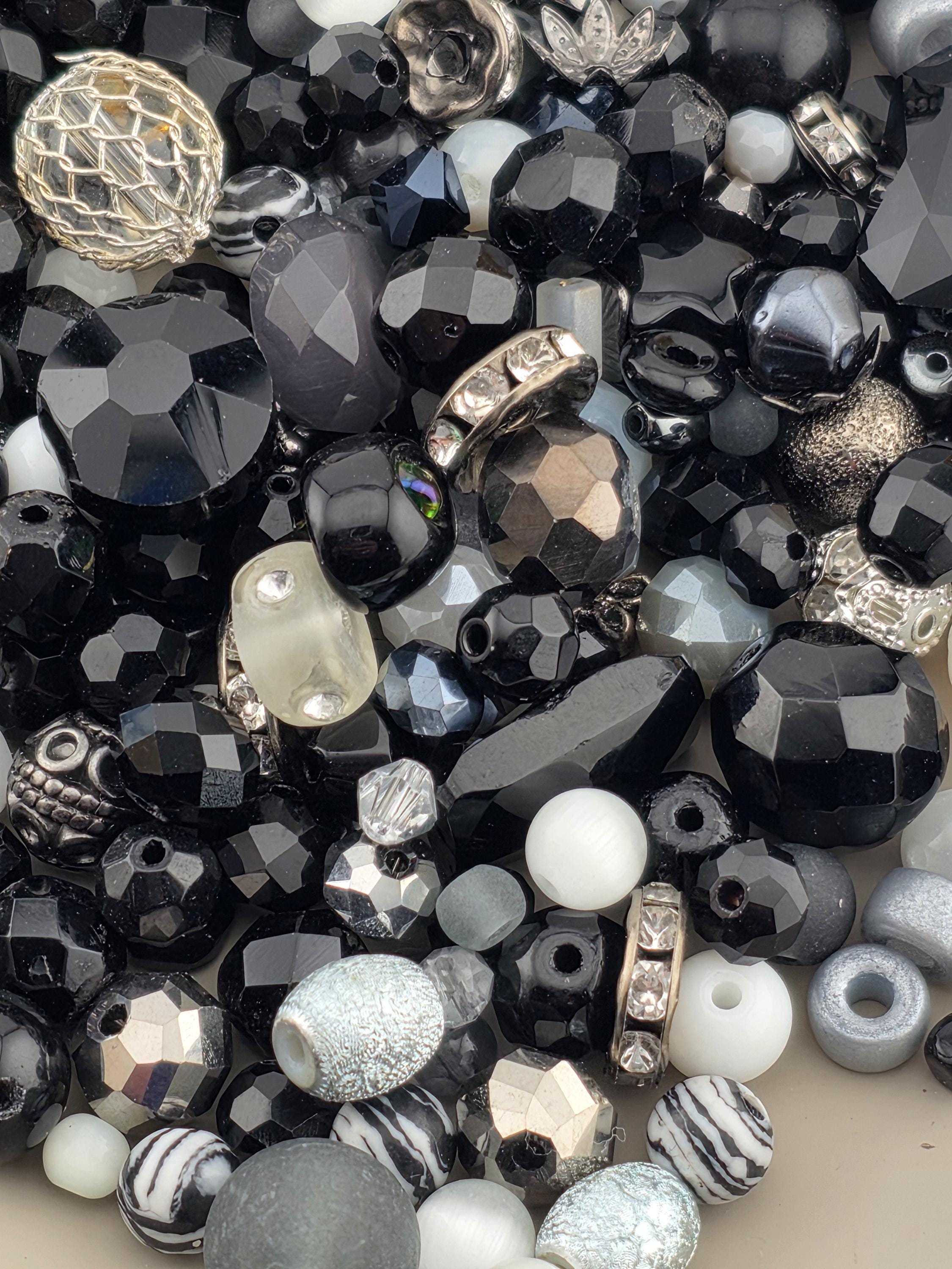 Learise Exclusive "It's not all black & white" Glass Bead Soup Mix (56g Pkg)