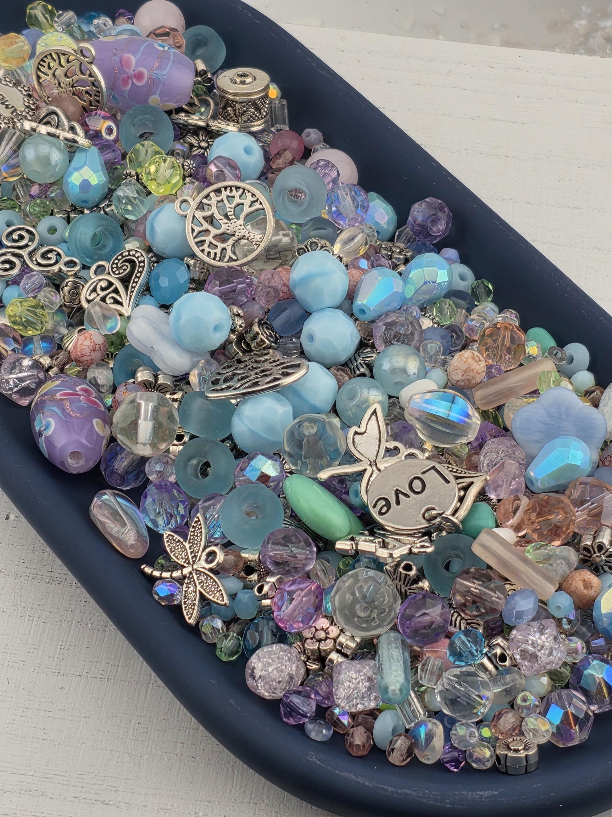 Learise Exclusive "Dreamscape Jewels" Glass Bead Soup Mix (56g Pkg)