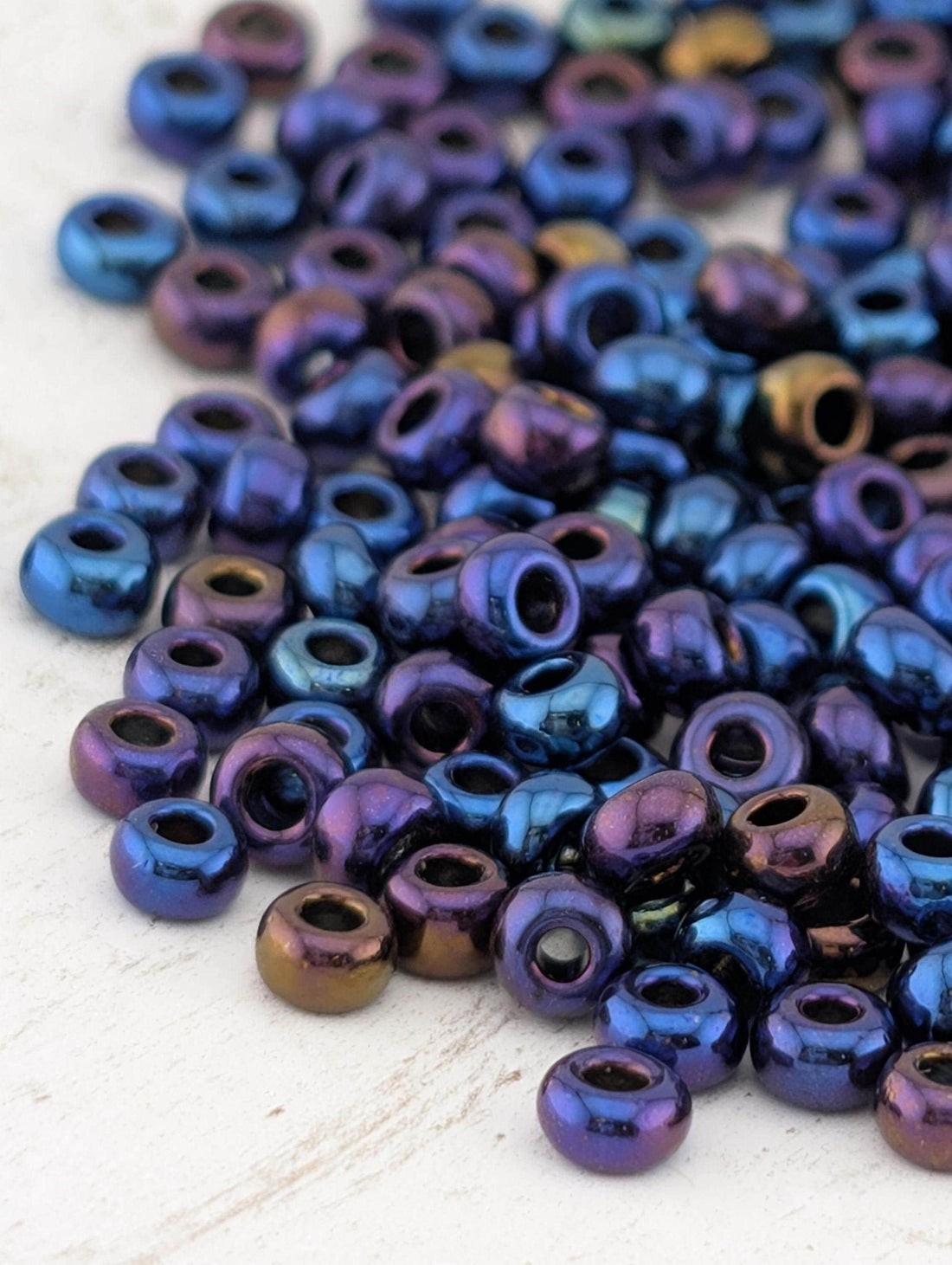 Preciosa 8/0 Seed Beads Opaque Blue Iris Size 8/0 - 15g - Czech Glass Rocaille for Jewelry Making