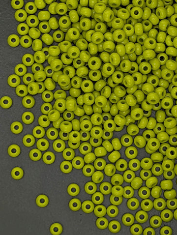 Preciosa 8/0 Seed Beads Opaque Wasabi Green Size 8/0 - 15g - Czech Glass Rocaille for Jewelry Making