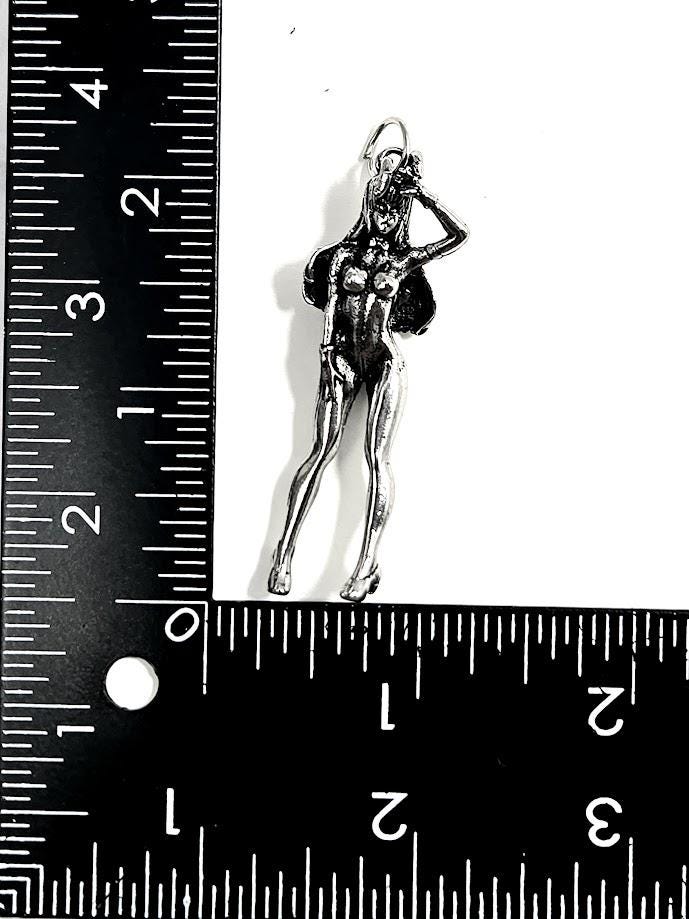 Gothic Wing Pendant: Fantasy She Devil Style (Silver Tone)